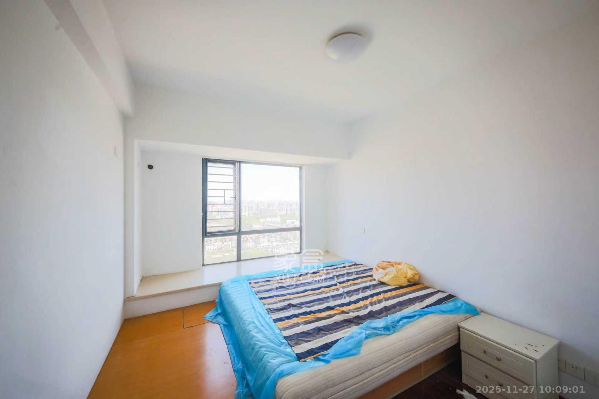 上海城小区 4室2厅2卫 2400.0元/月 上海城小区 4室2厅2卫 2400.0元/月室内图