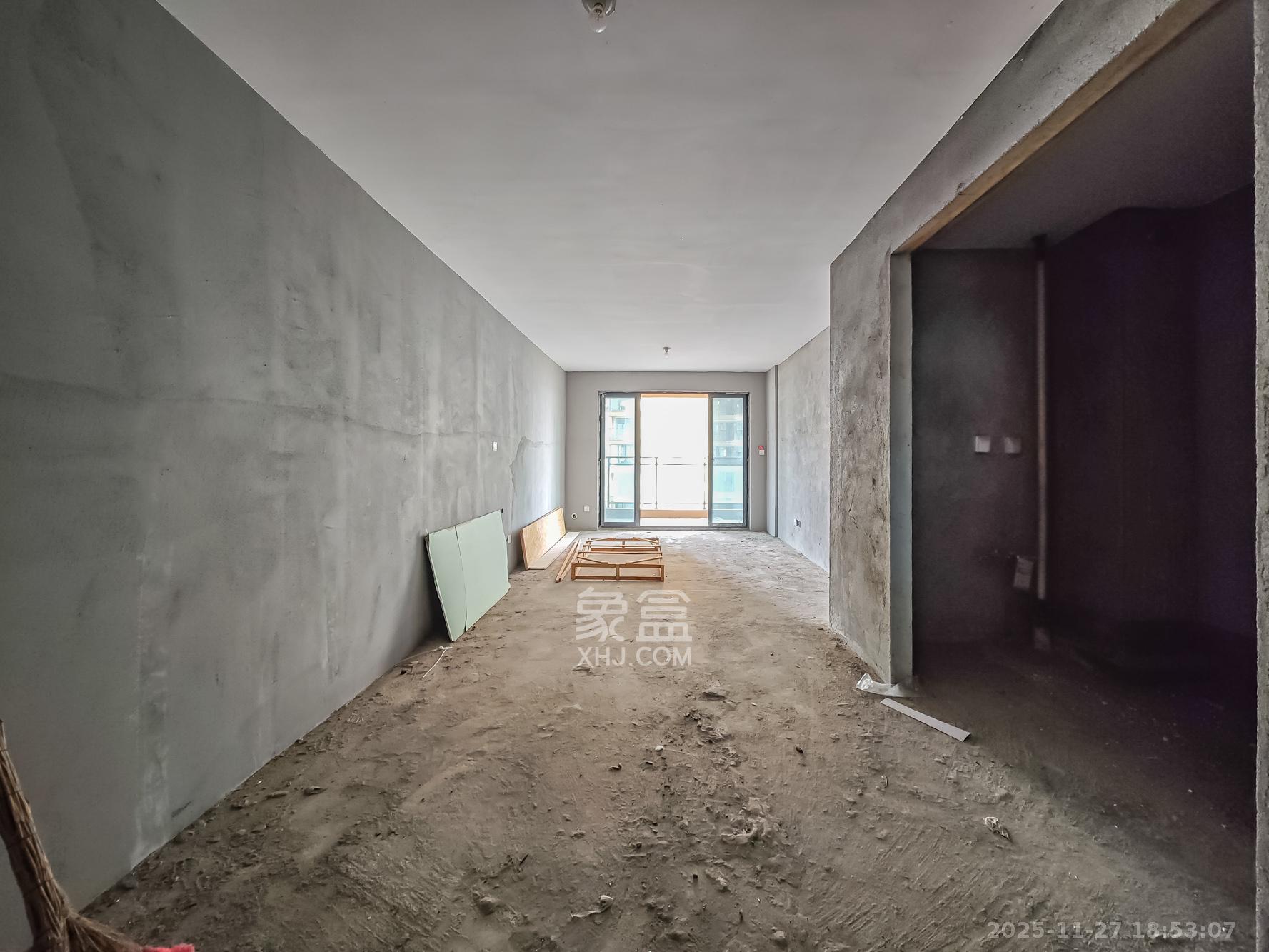 广泽上苑 3室2厅2卫 92.8万 广泽上苑 3室2厅2卫 92.8万客厅