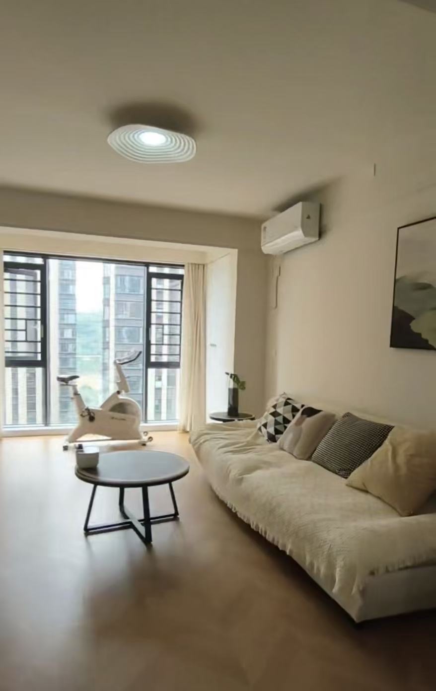 山水印象澜庭 2室2厅1卫 2200.0元/月 山水印象澜庭 2室2厅1卫 2200.0元/月室内图