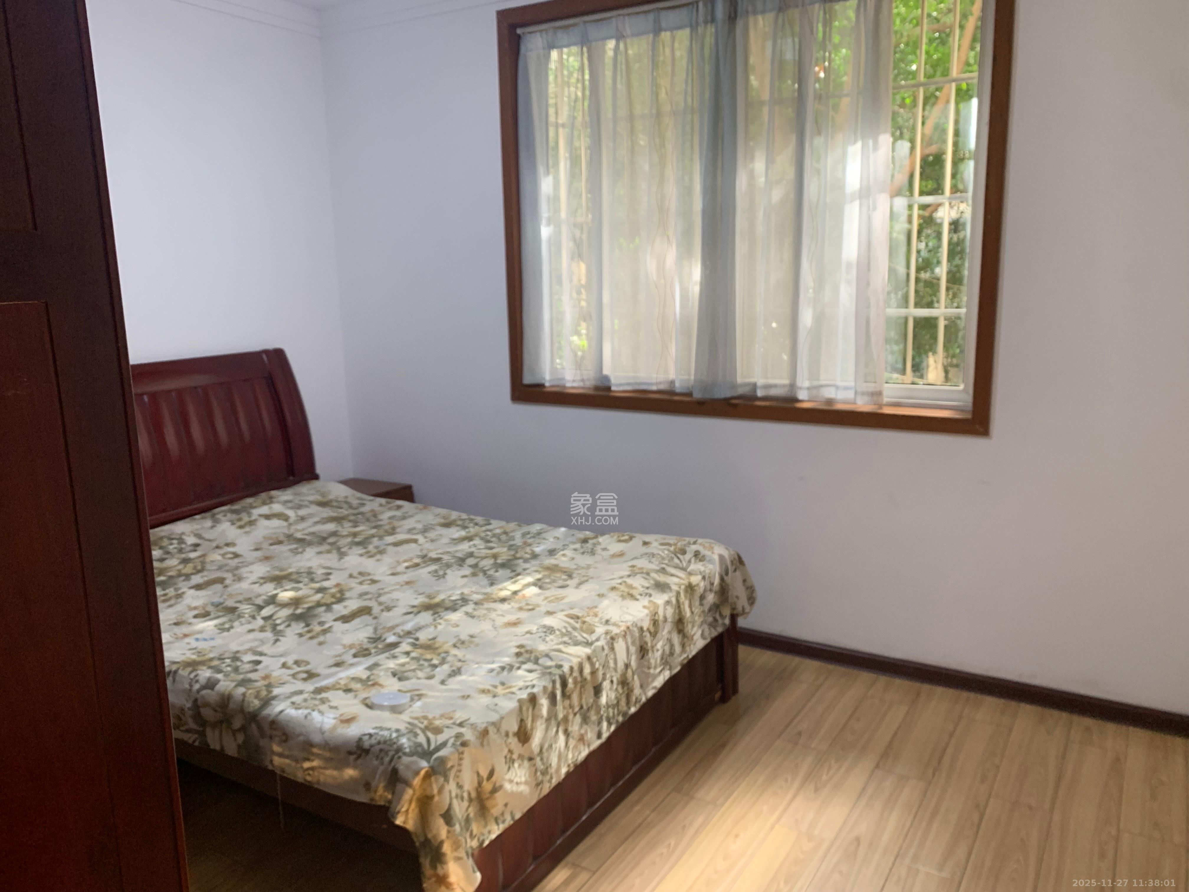 麓谷锦和园  3室2厅1卫    2000.0元/月室内图