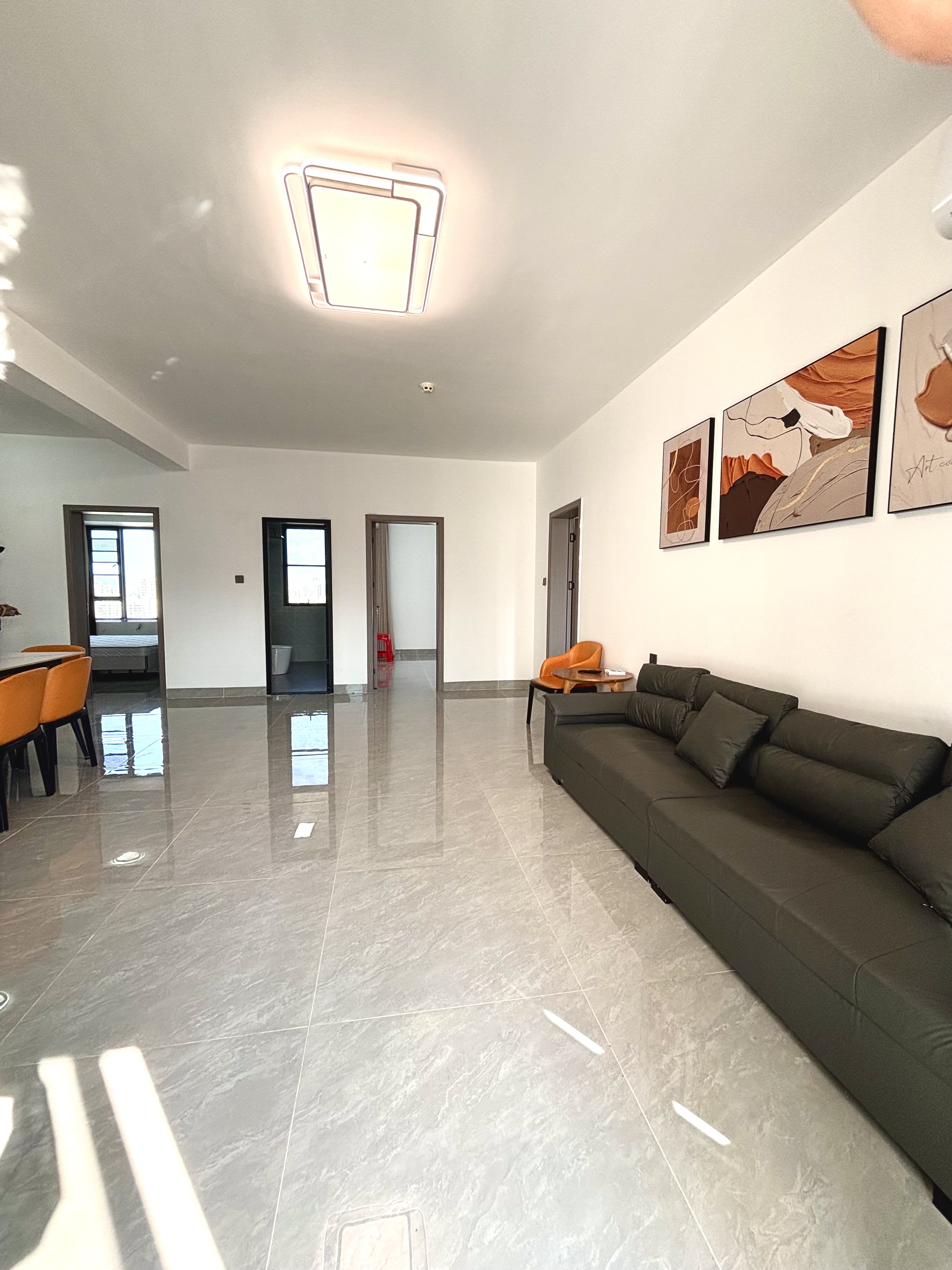 天街华府（海南新天地）  3室2厅2卫    4300.0元/月室内图