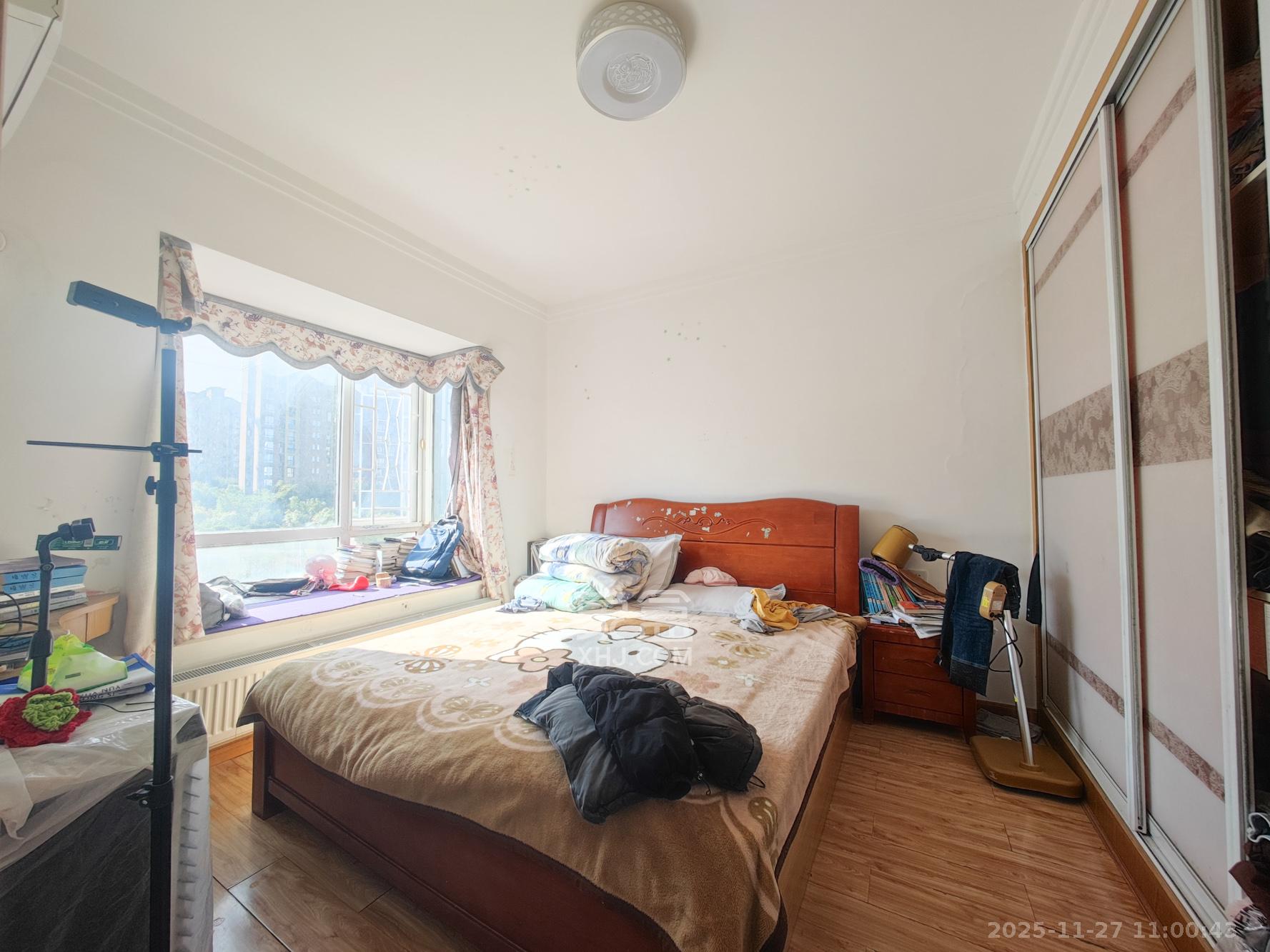 华银天际 2室1厅1卫 52.8万 华银天际 2室1厅1卫 52.8万卧室