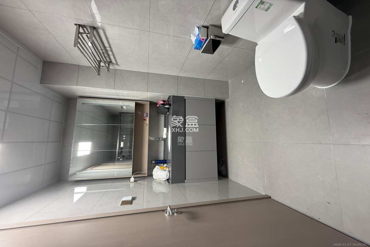 富兴时代御城 3室2厅2卫 7500.0元/月 富兴时代御城 3室2厅2卫 7500.0元/月室内图