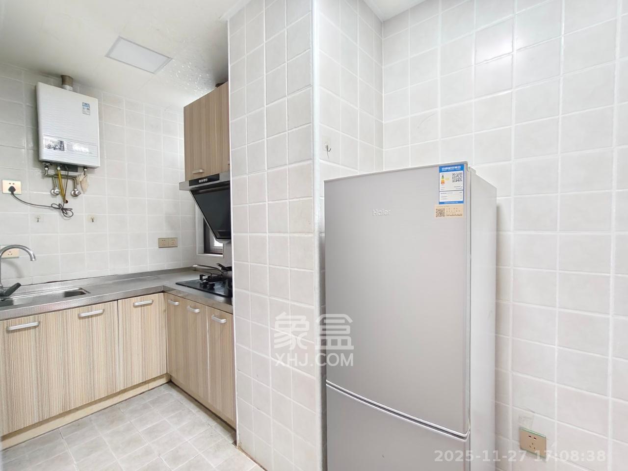 康桥长郡  1室1厅1卫    1300.0元/月室内图