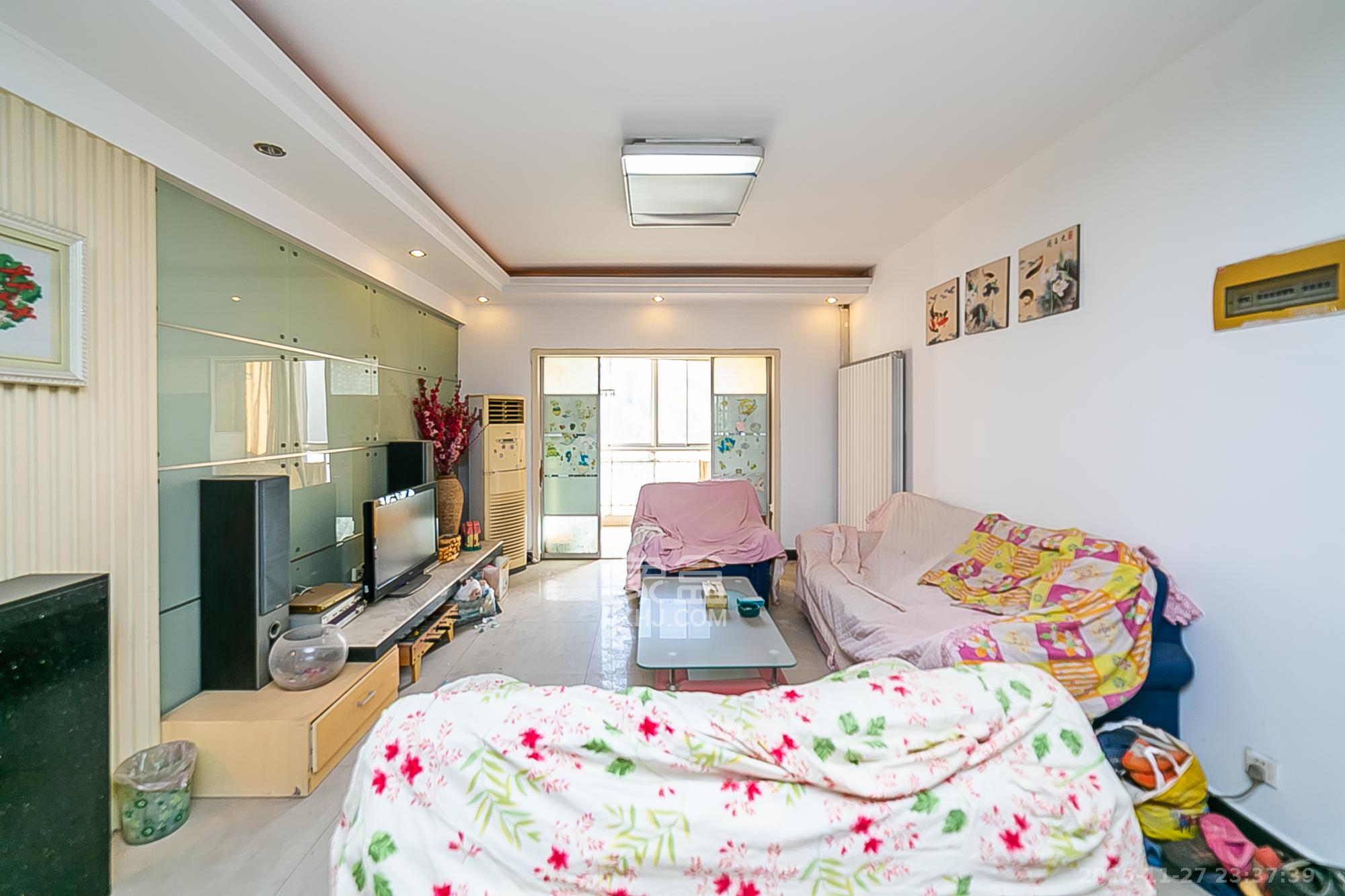 华银园  3室2厅2卫    100.0万