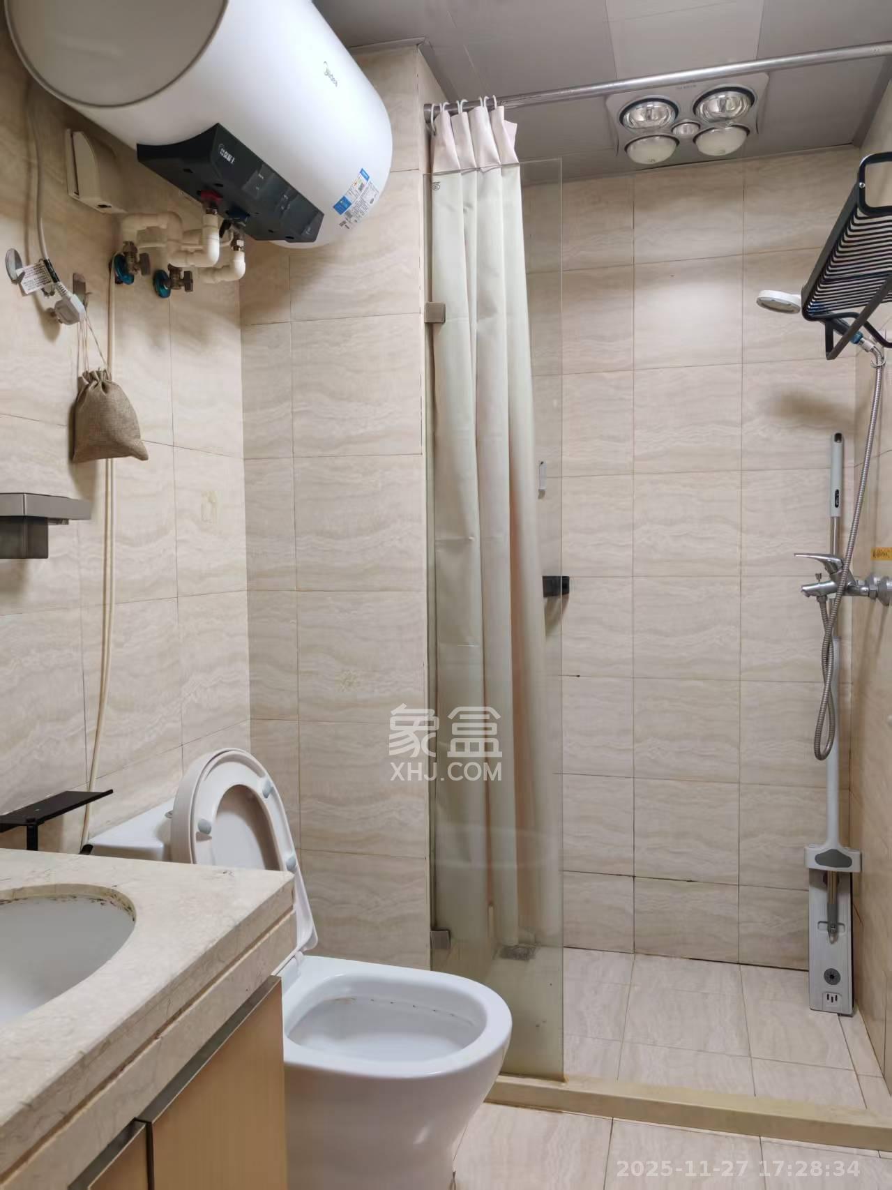 北辰三角洲E3区  1室1厅1卫    2000.0元/月室内图