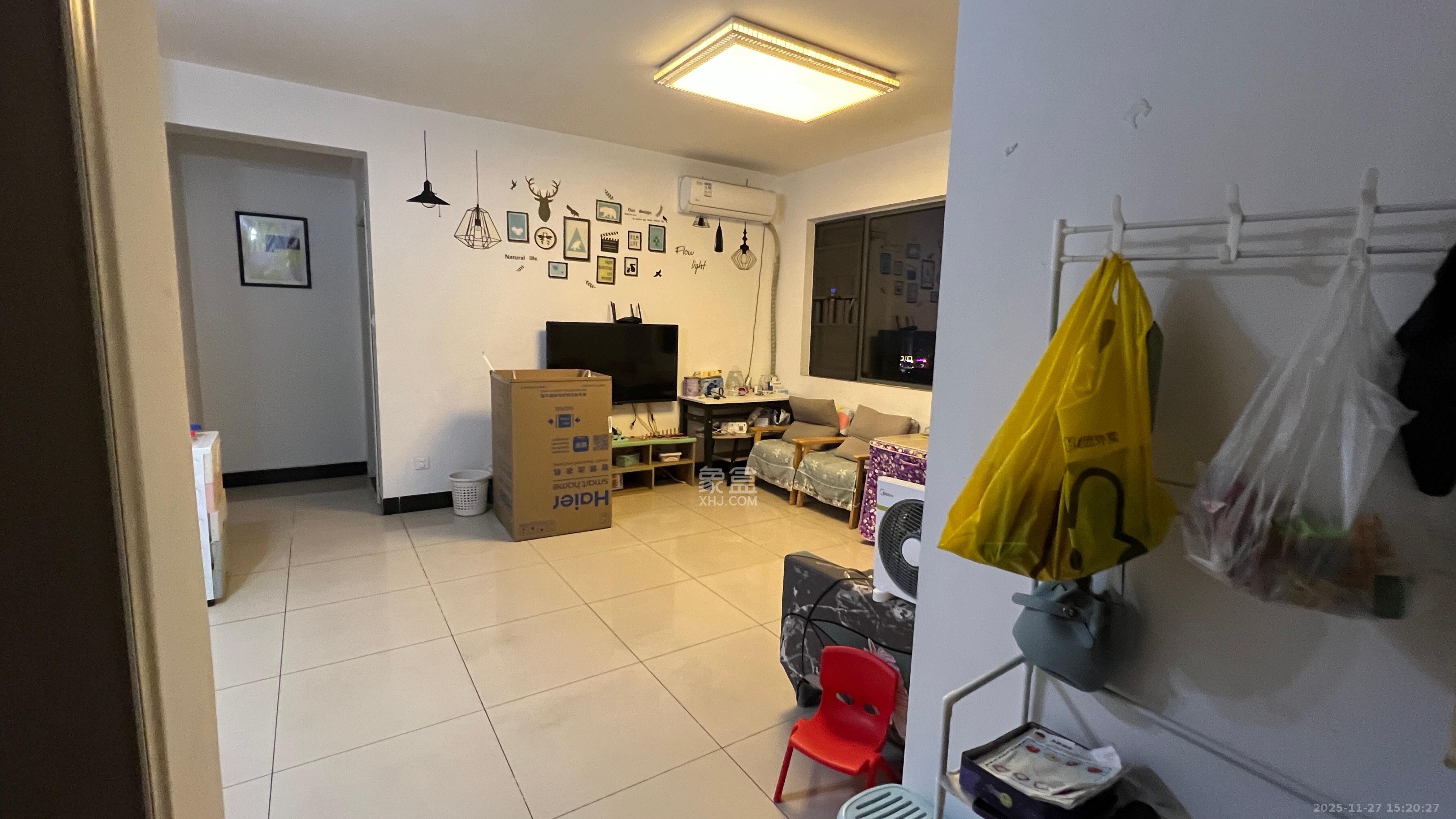 荣盛花语书苑 3室2厅1卫 2400.0元/月 荣盛花语书苑 3室2厅1卫 2400.0元/月室内图