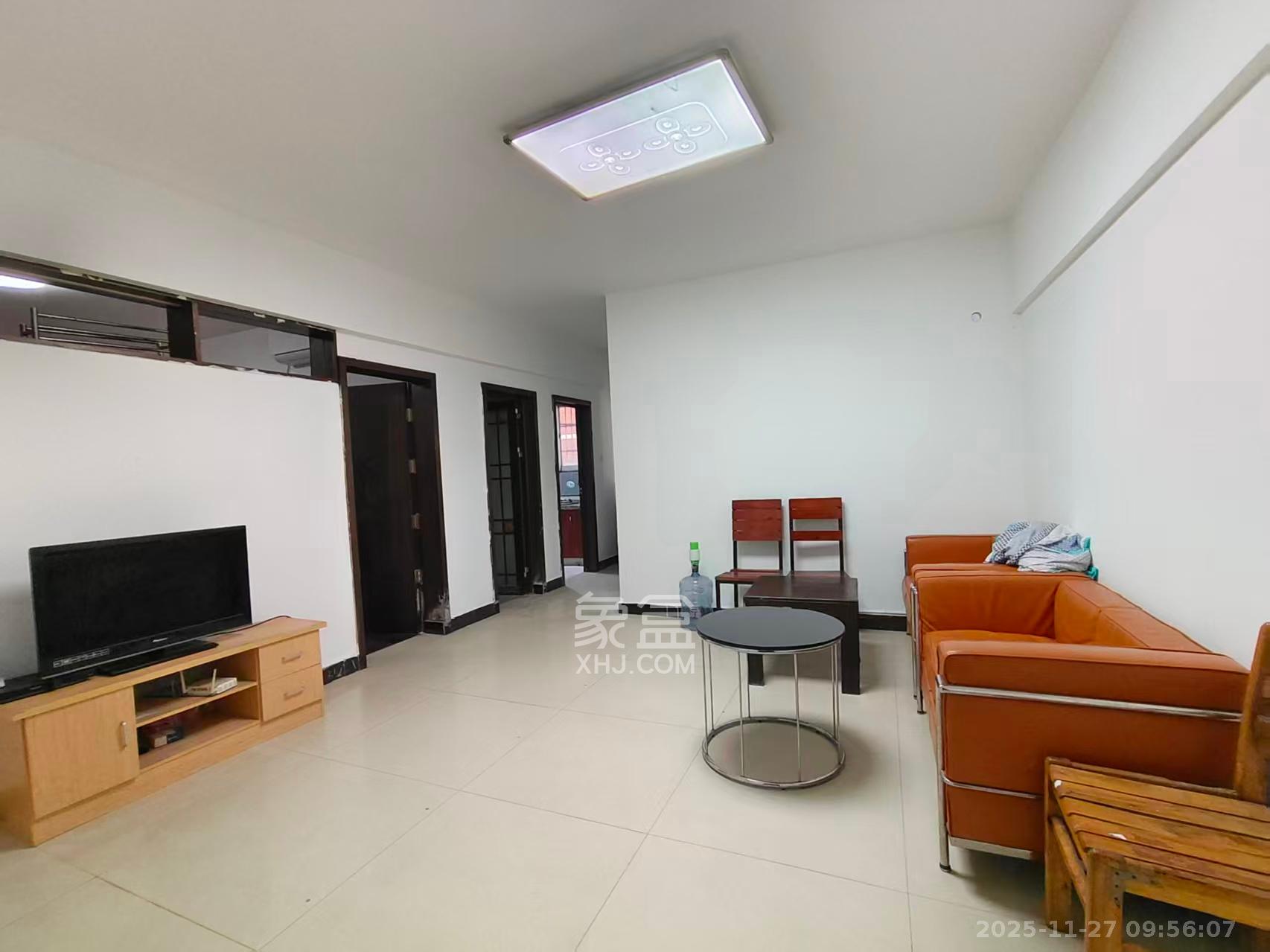 添景阁 2室1厅1卫 1600.0元/月 添景阁 2室1厅1卫 1600.0元/月室内图