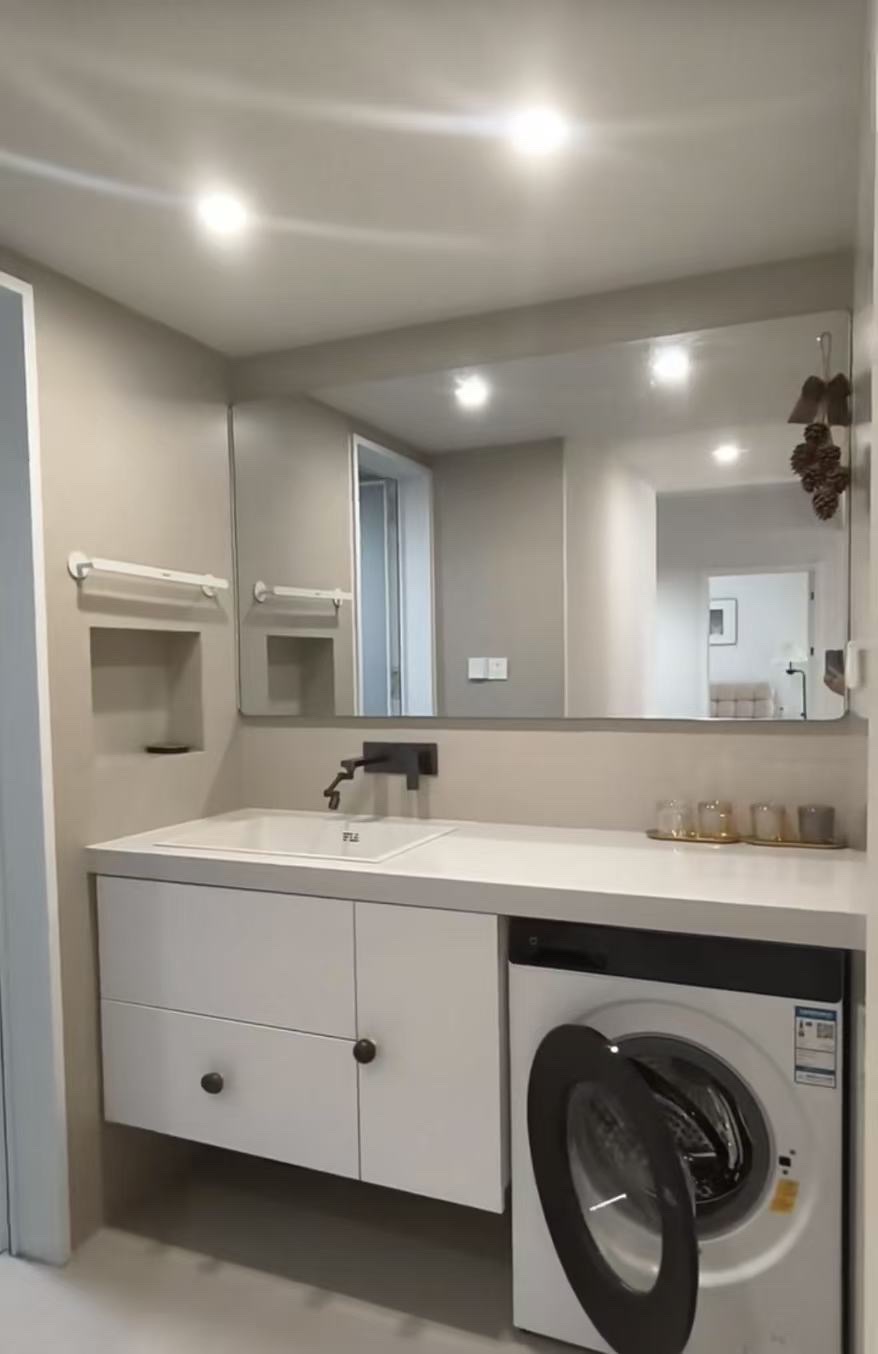 山水印象澜庭 2室2厅1卫 2200.0元/月 山水印象澜庭 2室2厅1卫 2200.0元/月室内图