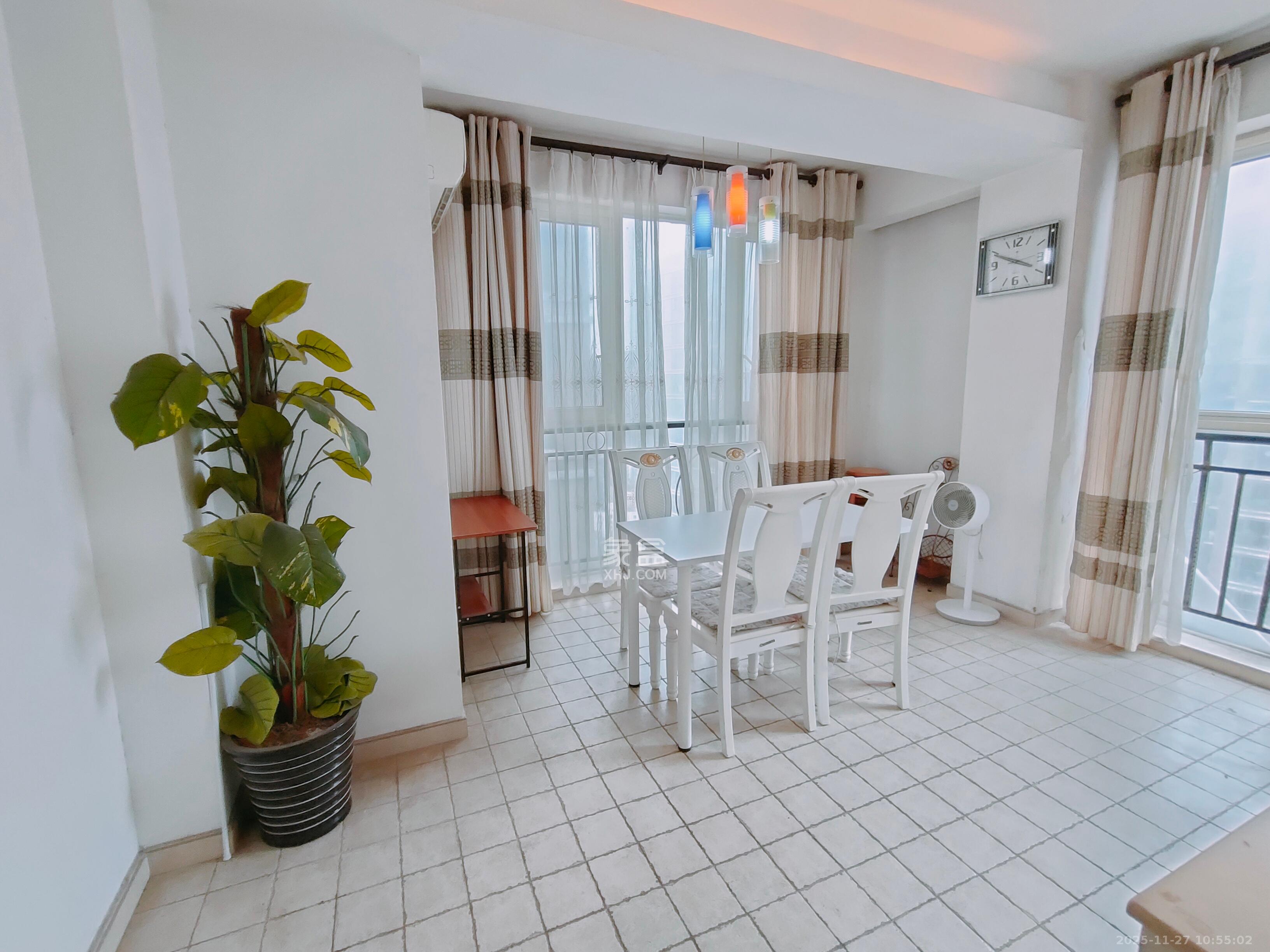 佳天瑞宁花园  3室2厅2卫    3200.0元/月室内图