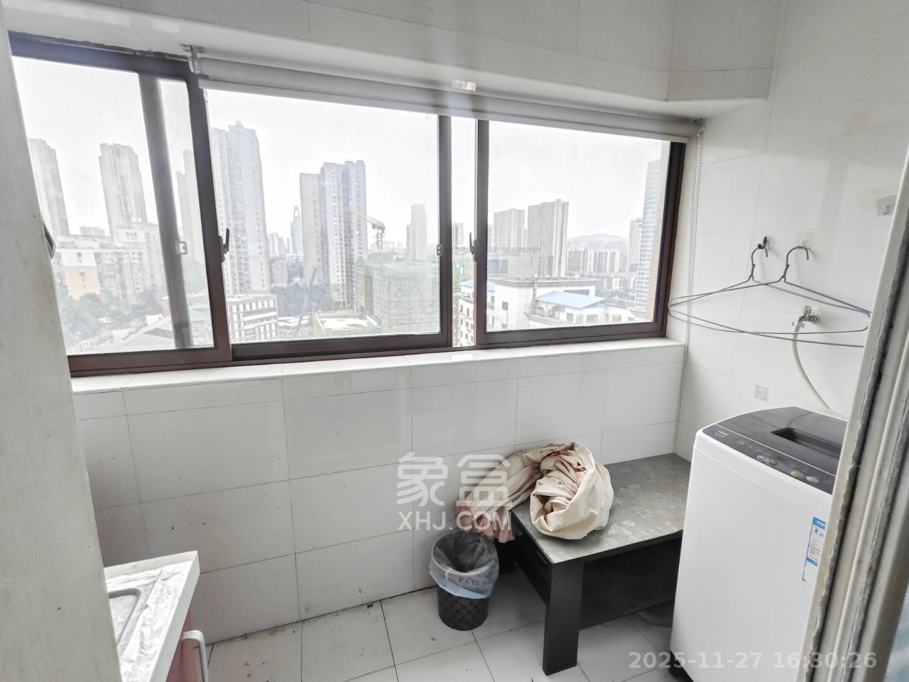 兰卡威国际 1室1厅1卫 1450.0元/月 兰卡威国际 1室1厅1卫 1450.0元/月室内图