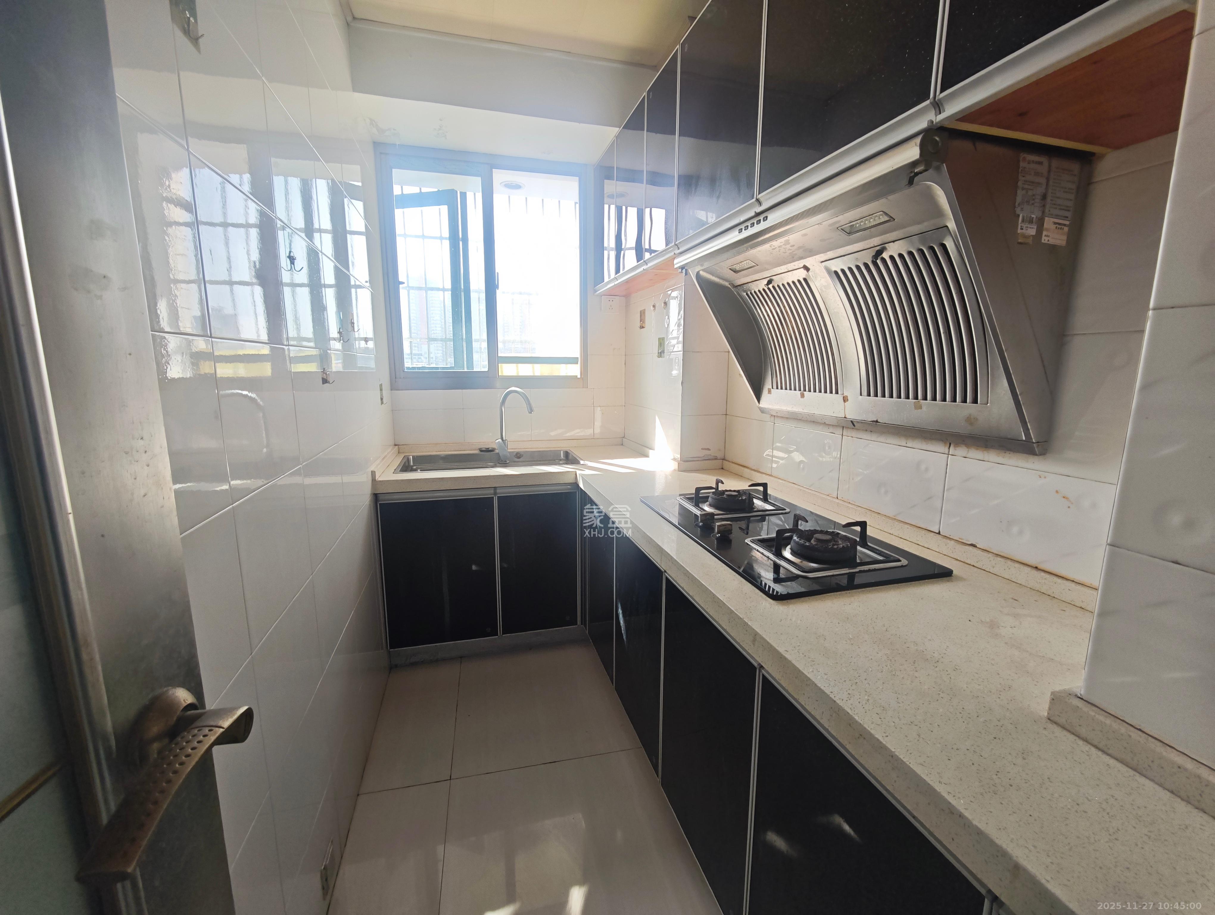 上东印象 1室1厅1卫 1800.0元/月 上东印象 1室1厅1卫 1800.0元/月室内图