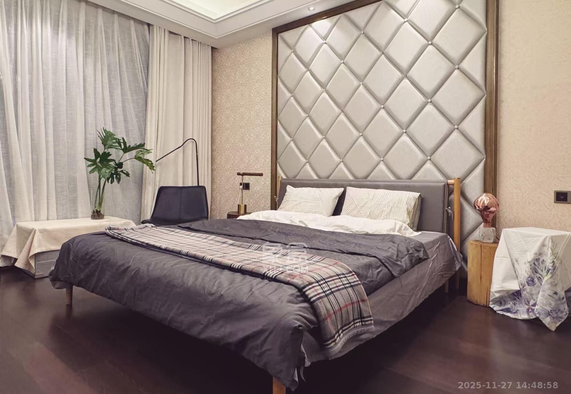 梅溪湖金茂府（金茂广场）（金茂览秀城）  4室2厅1卫    10000.0元/月室内图