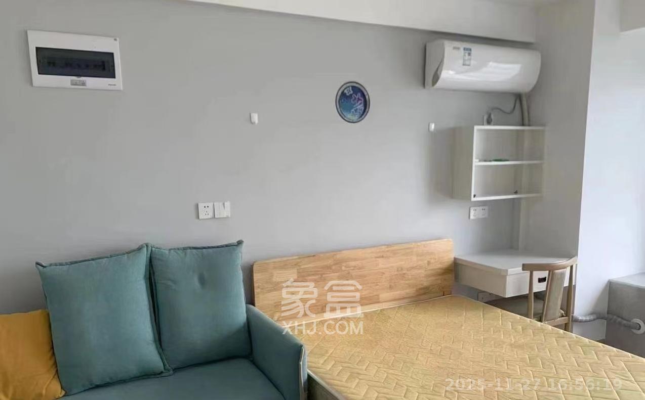 龙湖湘江星座（祺鑫星座公寓）  1室1厅1卫    1500.0元/月室内图