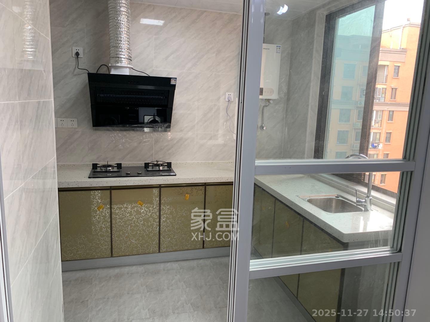 鑫远和城（一、二期）  2室1厅1卫    1800.0元/月室内图