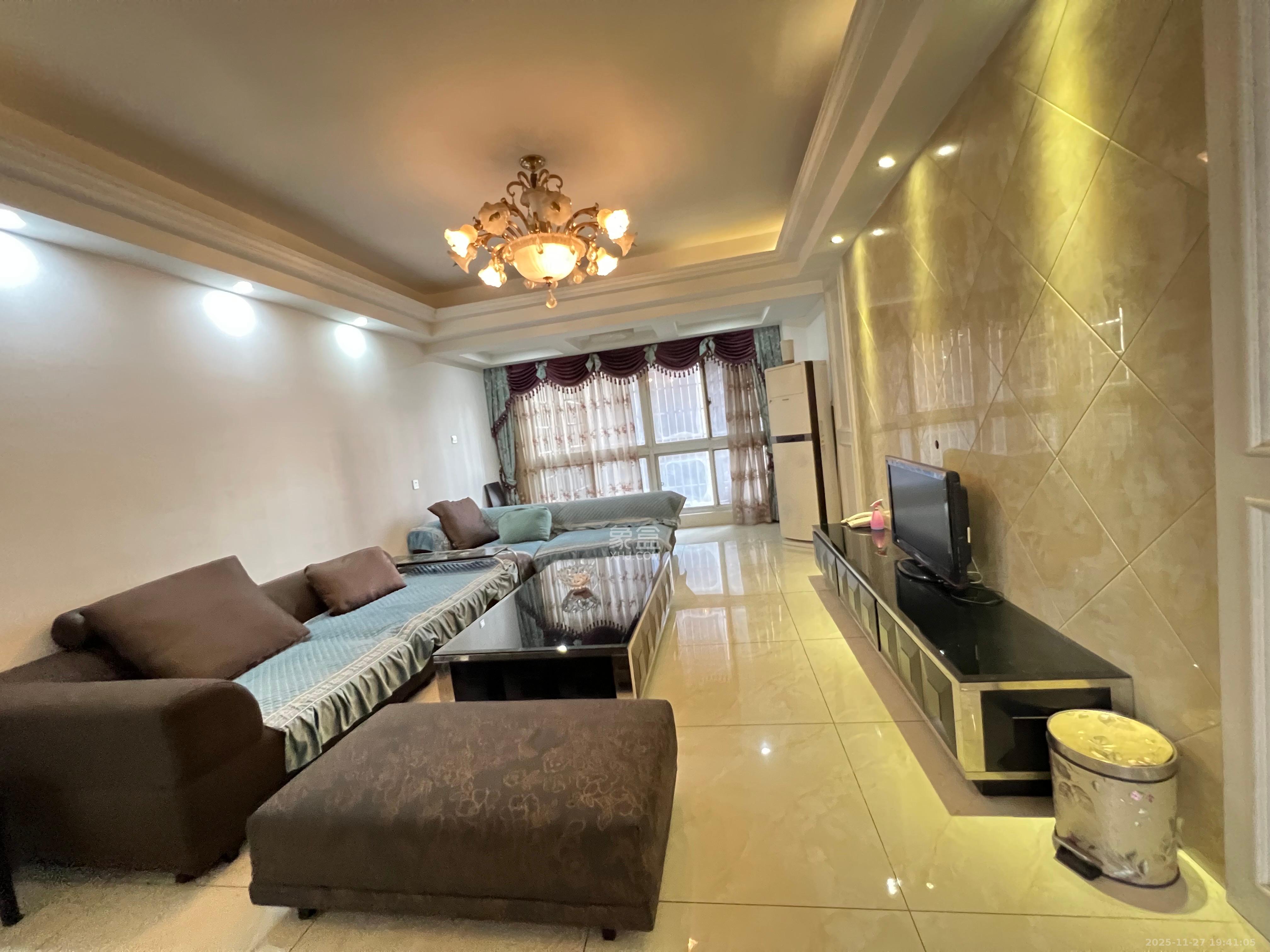 上河国际C区 3室2厅2卫 3200.0元/月 上河国际C区 3室2厅2卫 3200.0元/月室内图