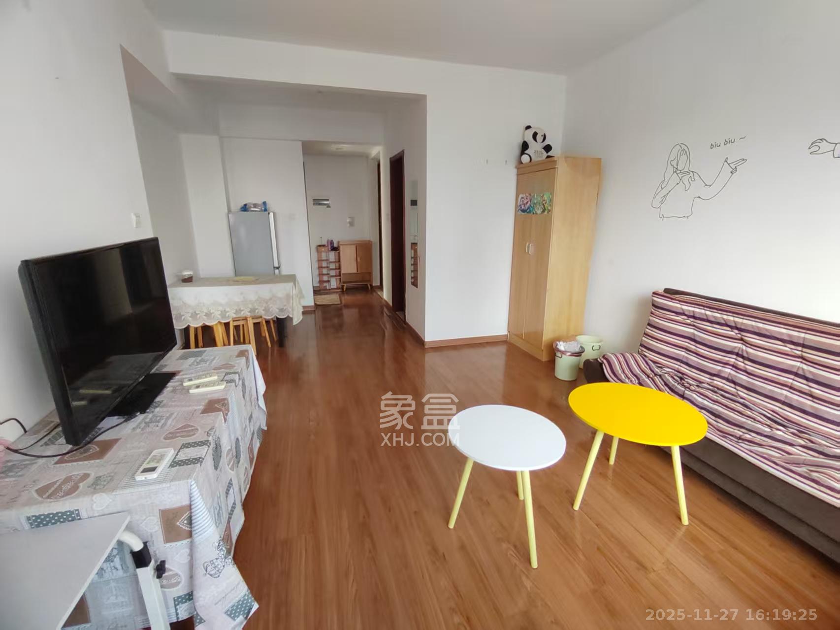 阳光100三期 2室1厅1卫 2000.0元/月 阳光100三期 2室1厅1卫 2000.0元/月室内图