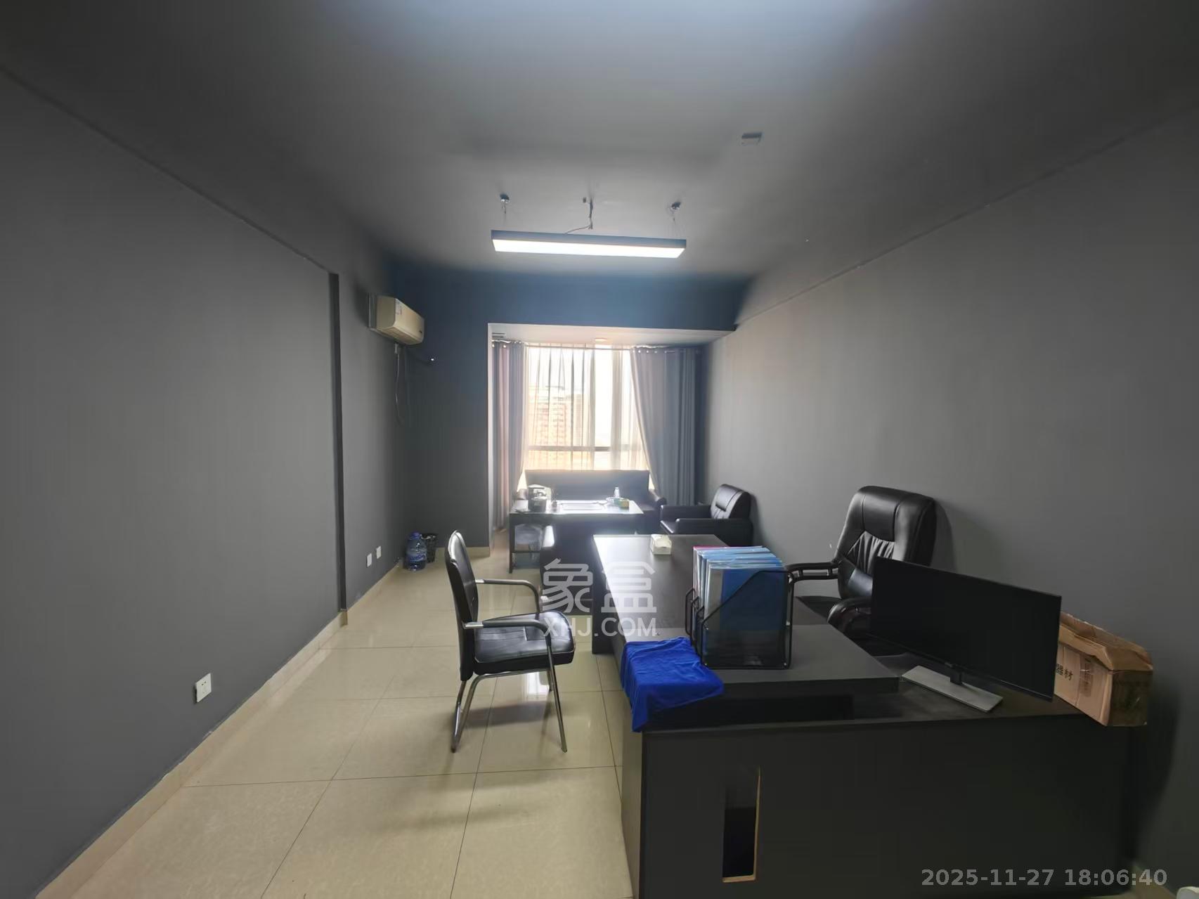 上河国际A座  1室0厅1卫    1400.0元/月室内图