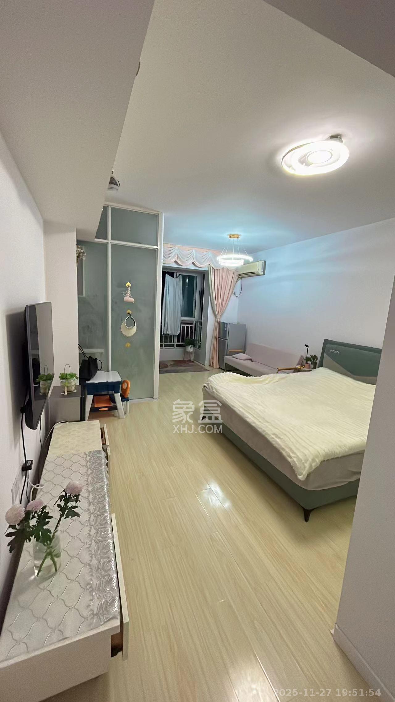 时代星城  1室1厅1卫    1000.0元/月