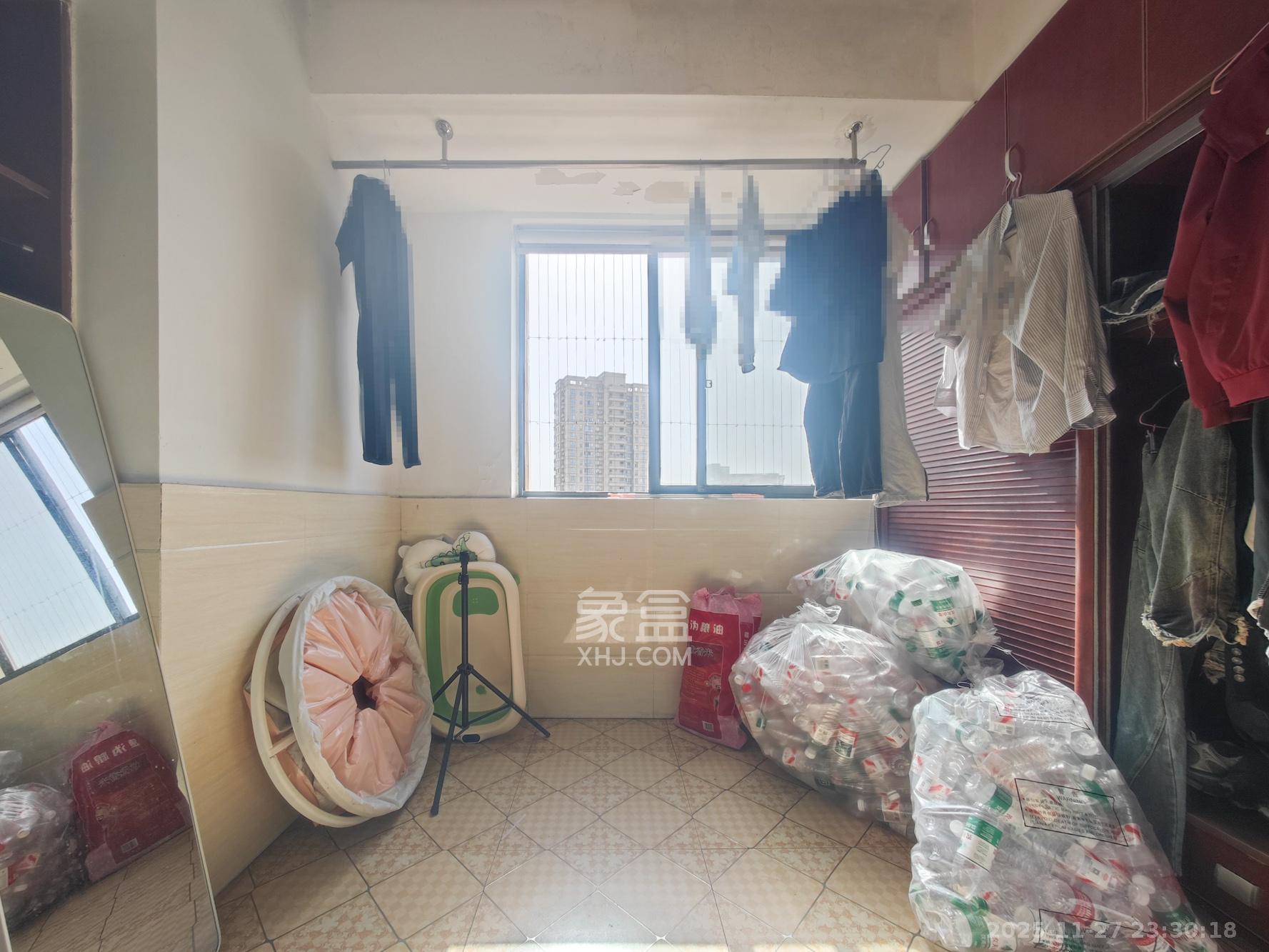 五矿万境水岸二期(五矿万境水岸和苑) 2室1厅1卫 98.00万 五矿万境水岸二期(五矿万境水岸和苑) 2室1厅1卫 98.00万阳台