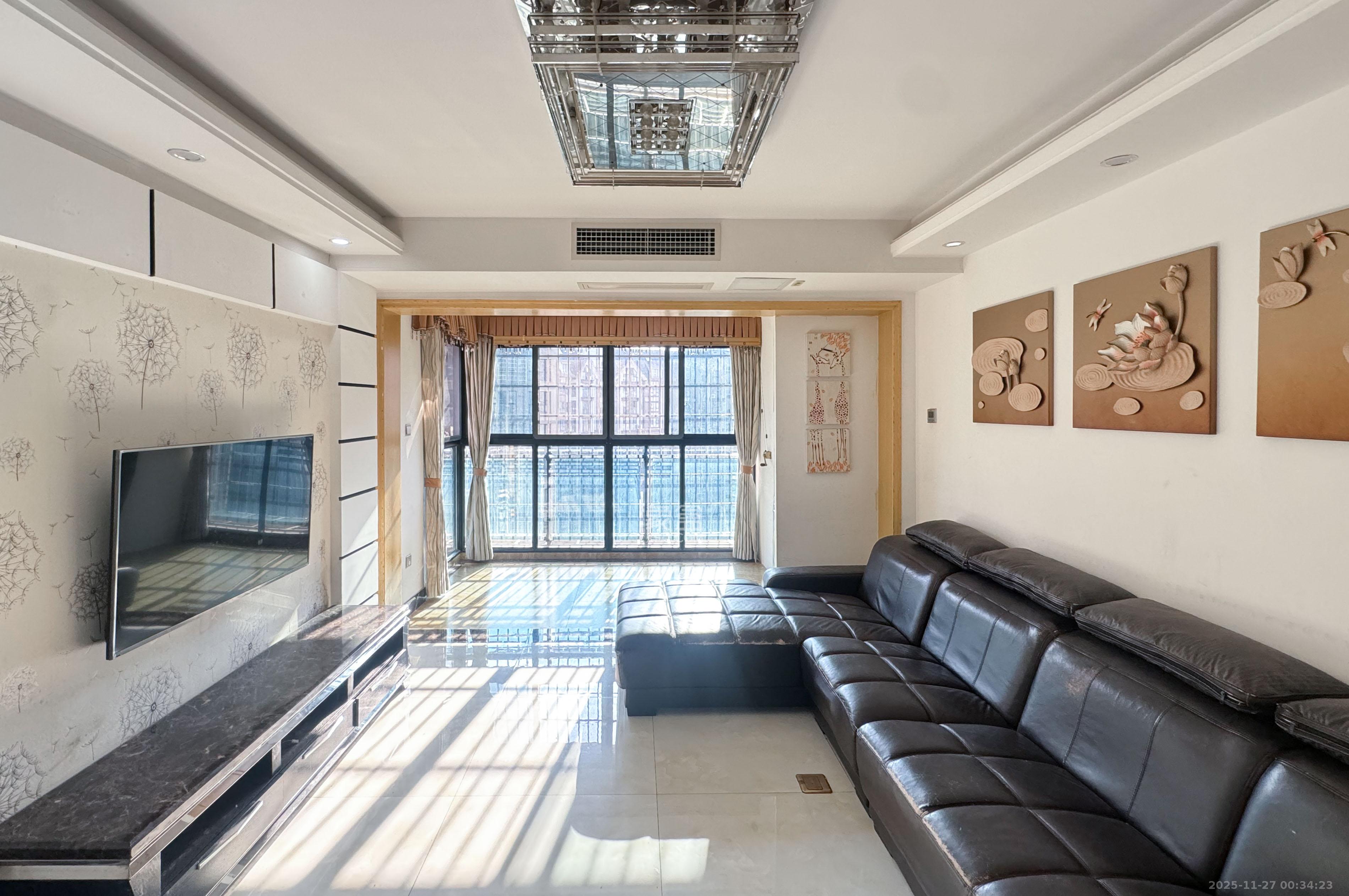 阿普阿布 1室2厅1卫 89.0万 阿普阿布 1室2厅1卫 89.0万客厅