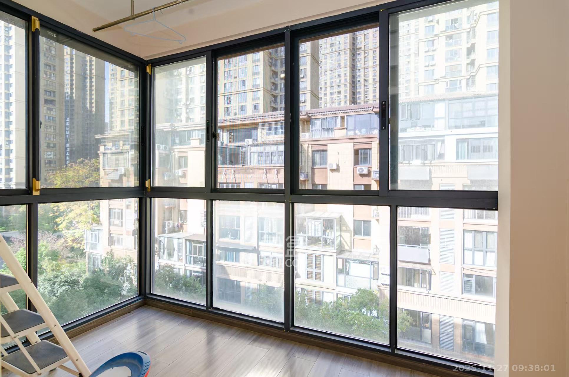 澳海澜庭  4室2厅2卫    2200.0元/月室内图