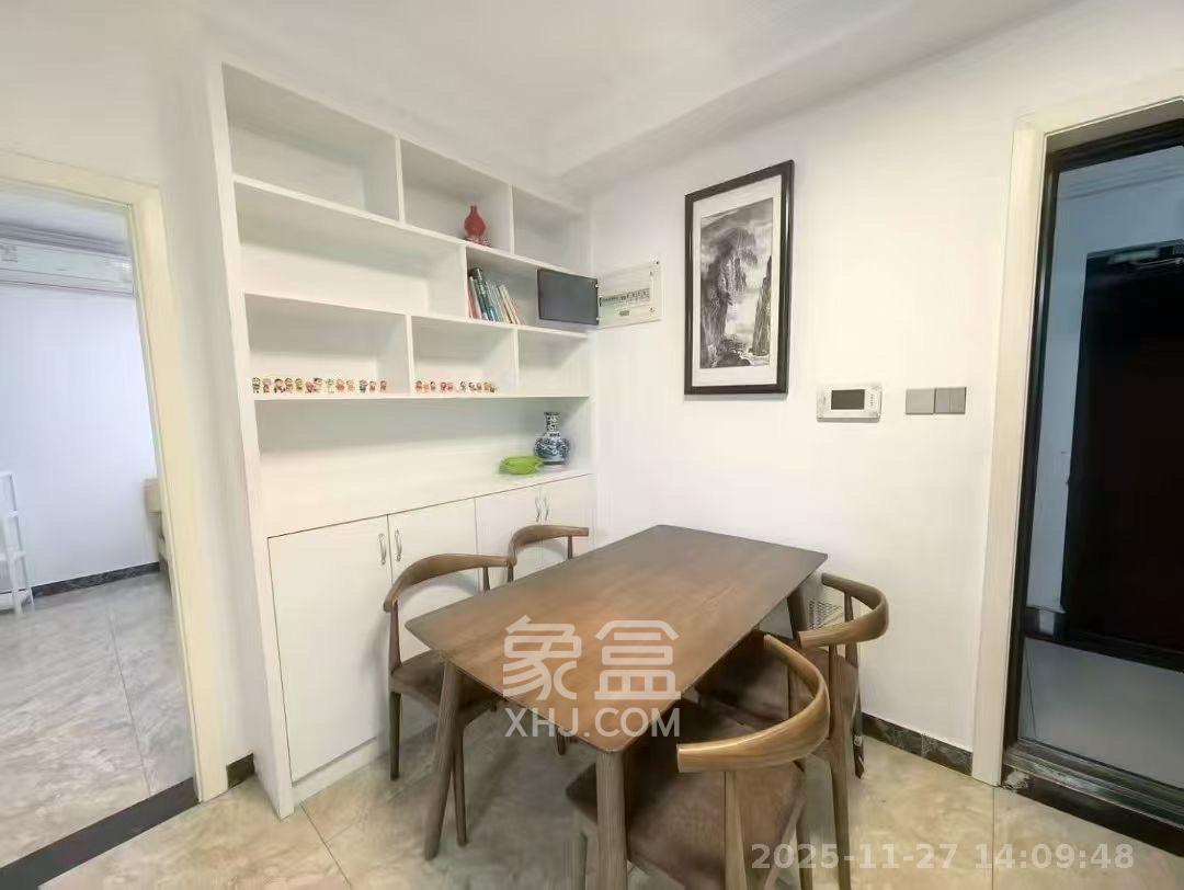 金地格林公馆  3室1厅1卫    3000.0元/月室内图