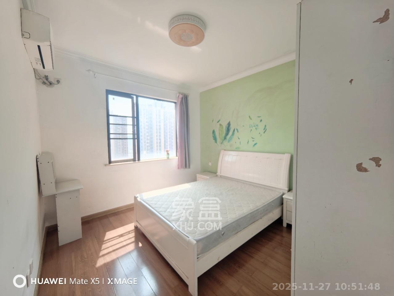 梅溪鑫苑名家  3室2厅2卫    2800.0元/月室内图