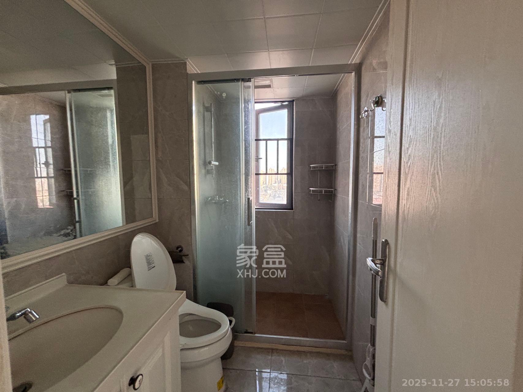 中海珑悦府  1室0厅0卫    3400.0元/月室内图