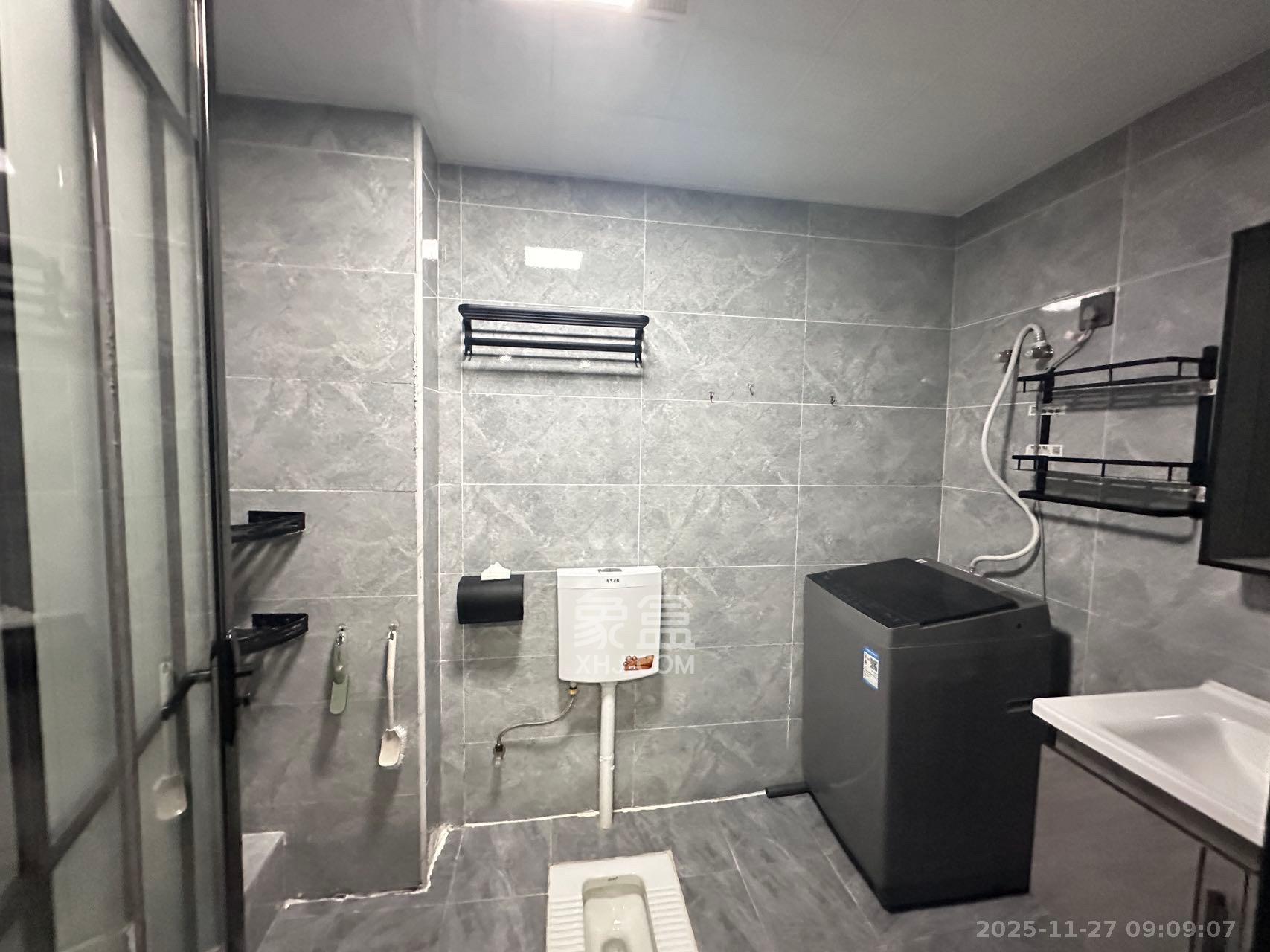 环亚高铁芯城  1室0厅0卫    2000.0元/月室内图