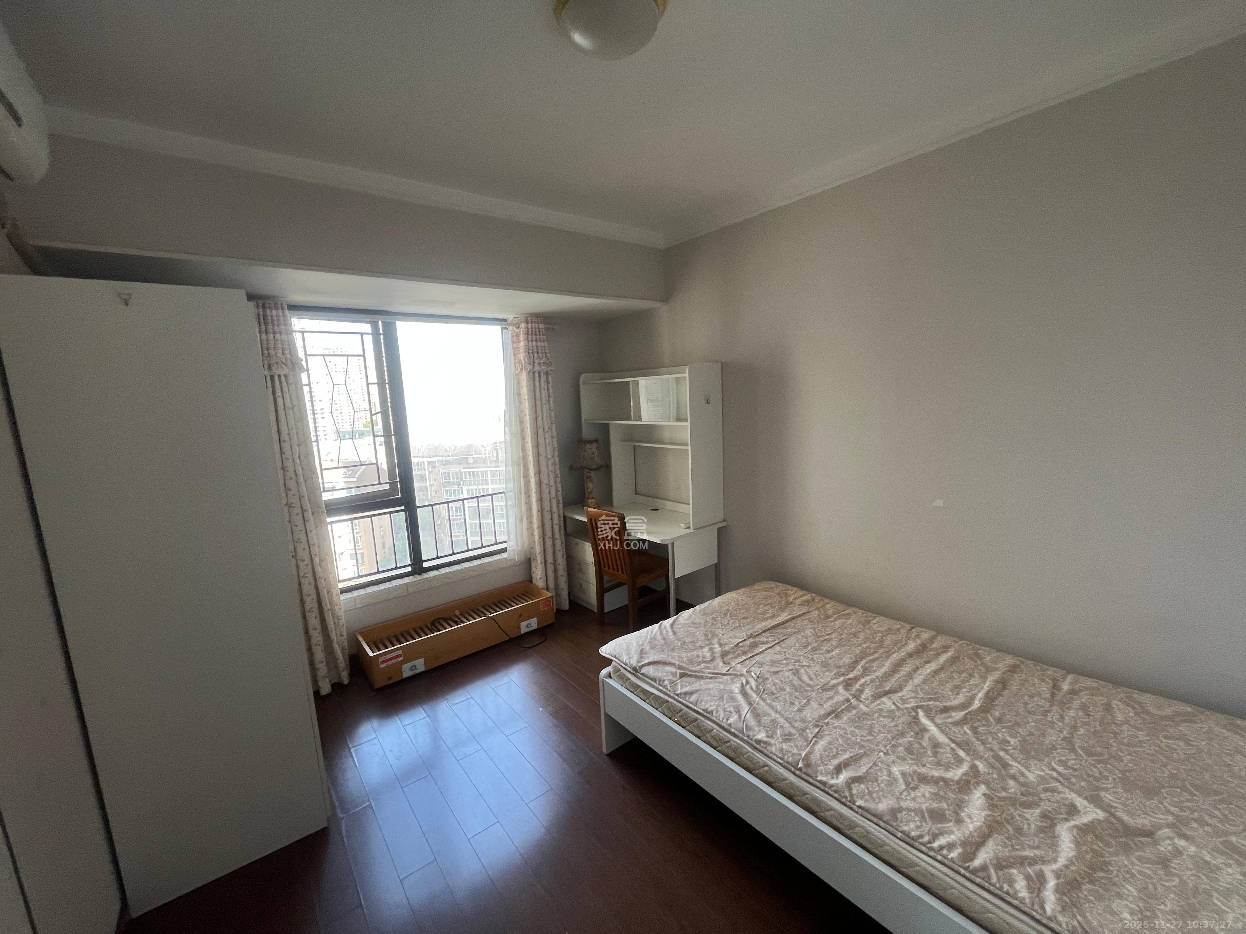 万科金域华府一期 3室2厅2卫 3000.0元/月 万科金域华府一期 3室2厅2卫 3000.0元/月室内图