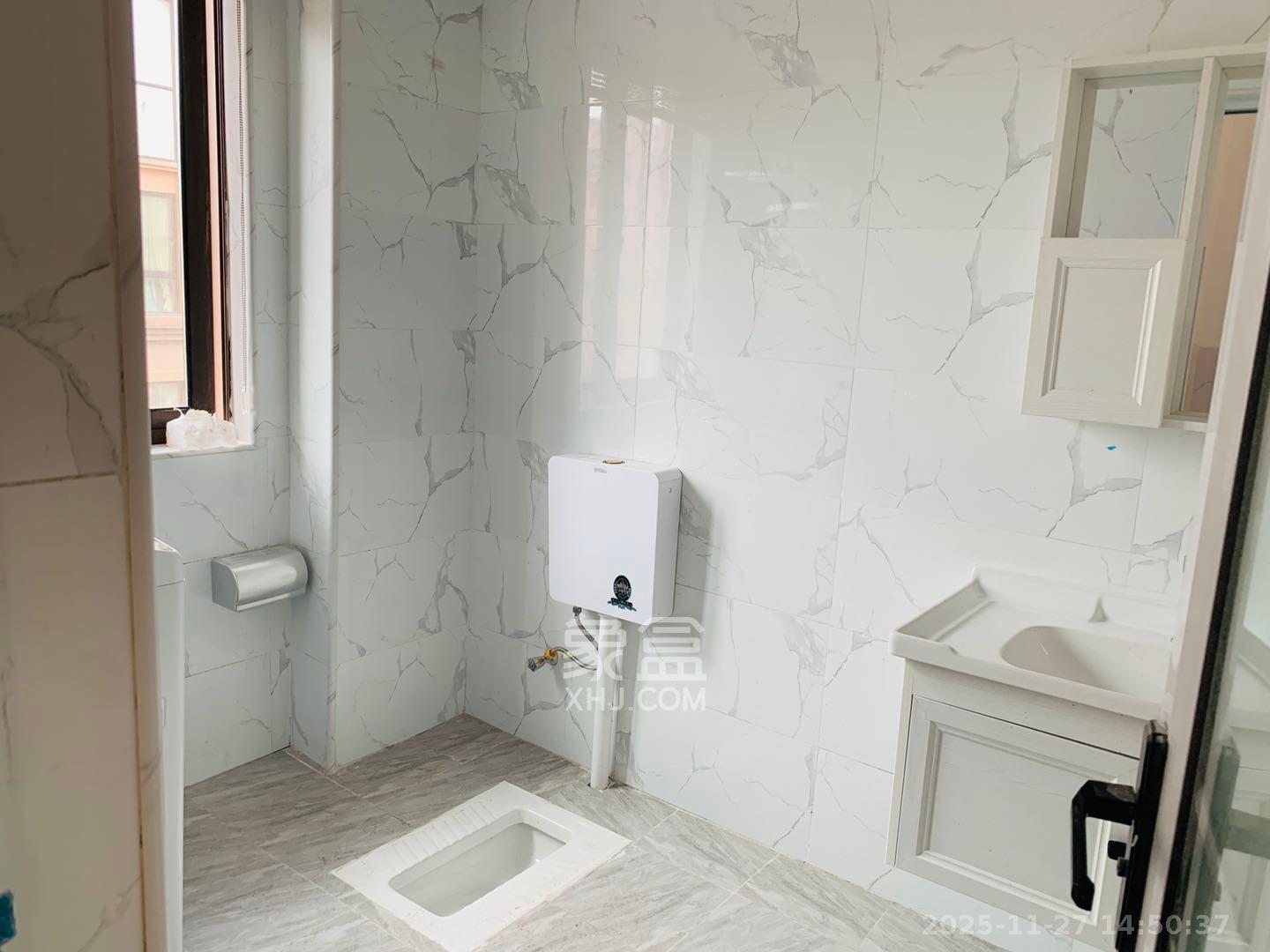 鑫远和城（一、二期）  2室1厅1卫    1800.0元/月室内图