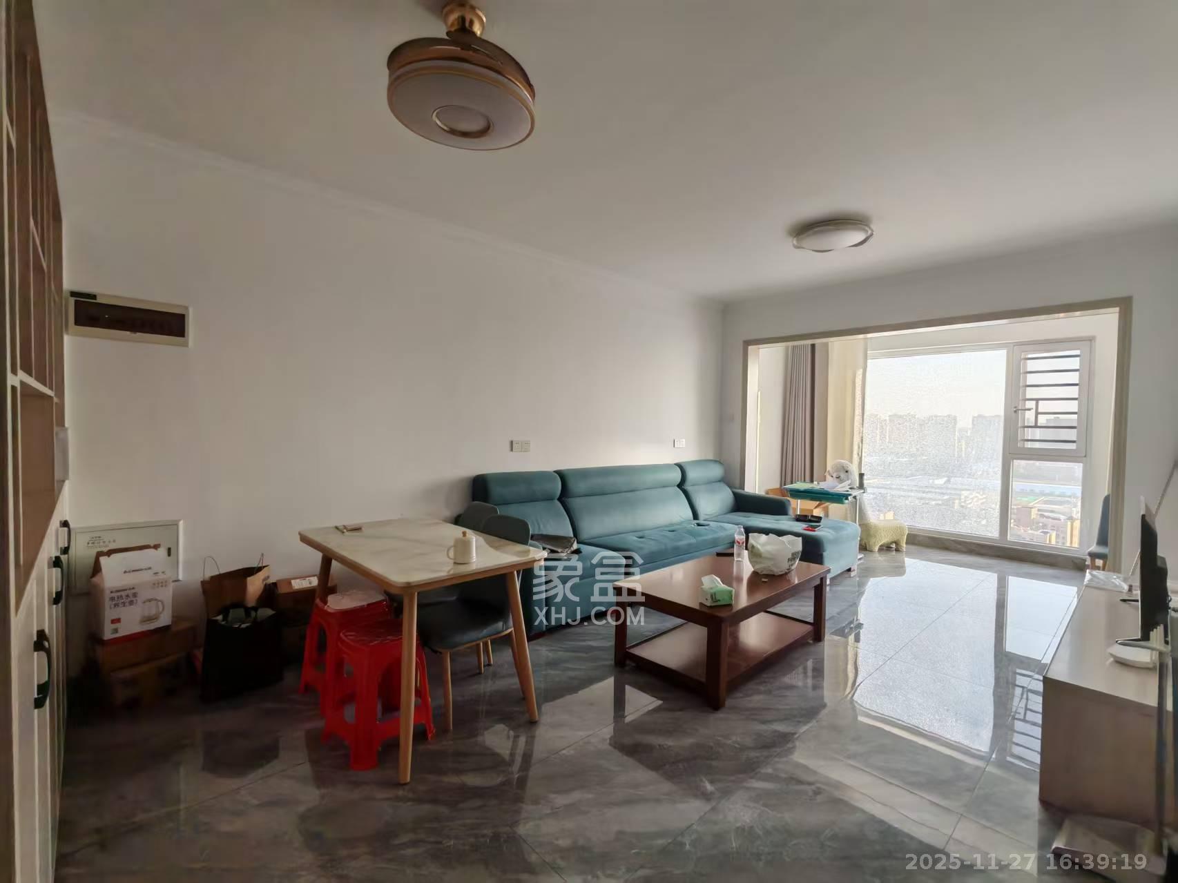 深业睿城 3室2厅1卫 2400.0元/月 深业睿城 3室2厅1卫 2400.0元/月室内图