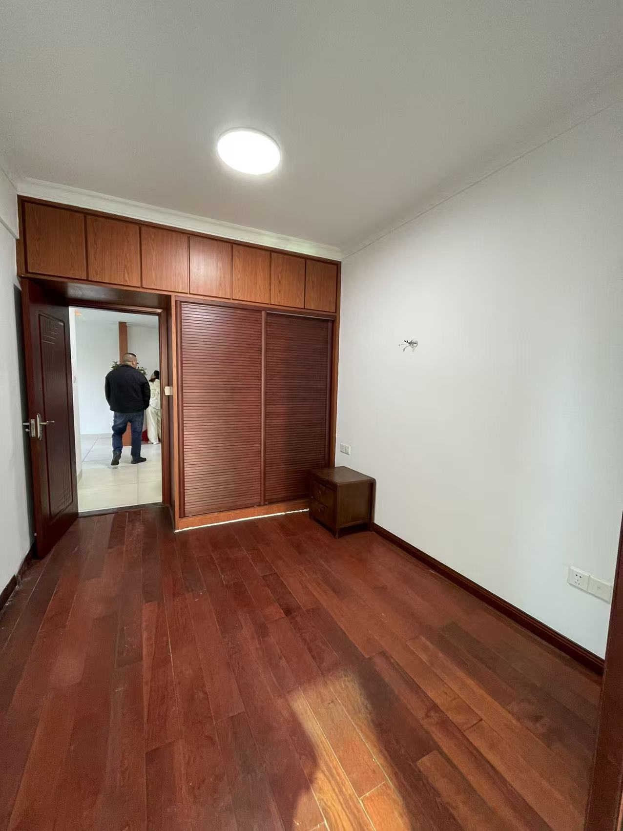 鹏利广场 2室1厅1卫 35.0万 鹏利广场 2室1厅1卫 35.0万室内图