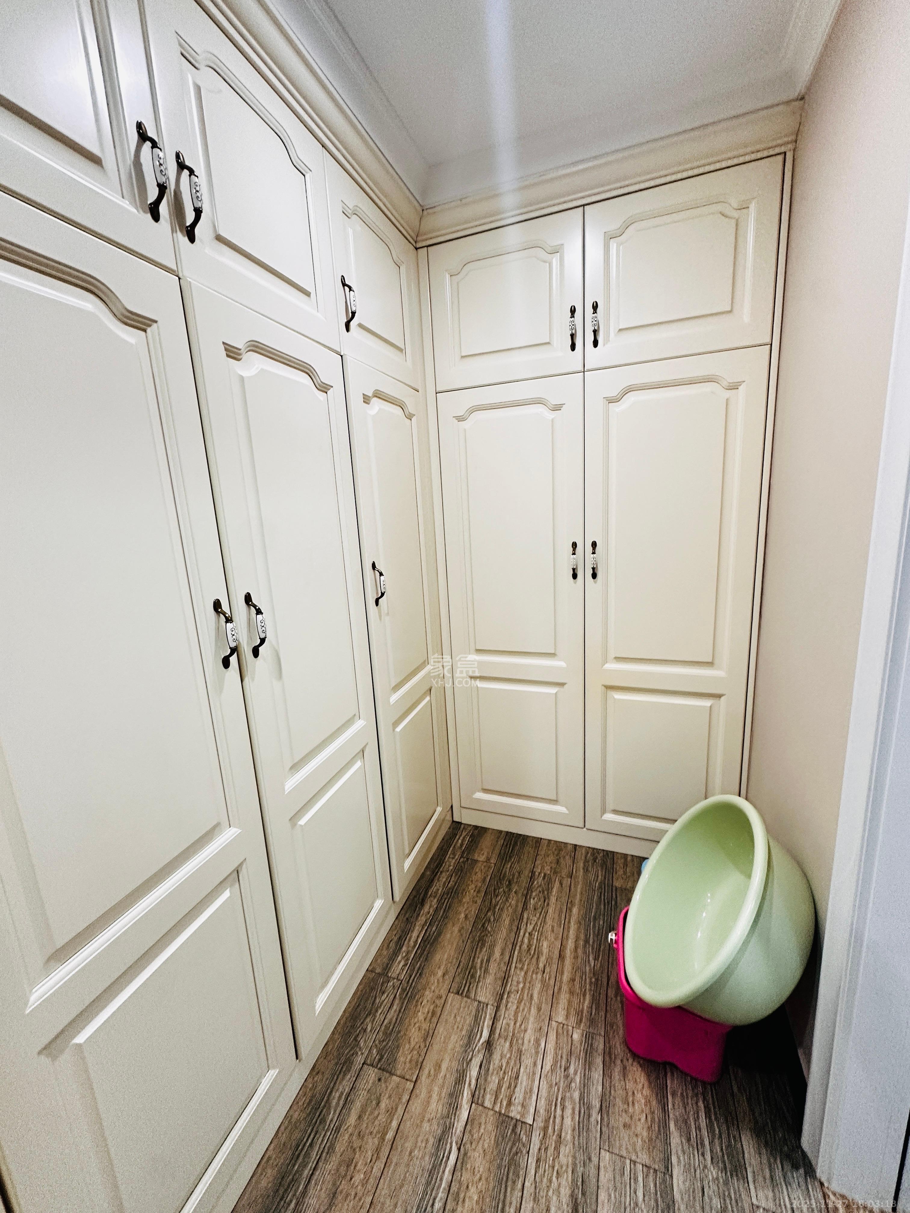 北辰定江洋  3室2厅2卫    8800.0元/月室内图