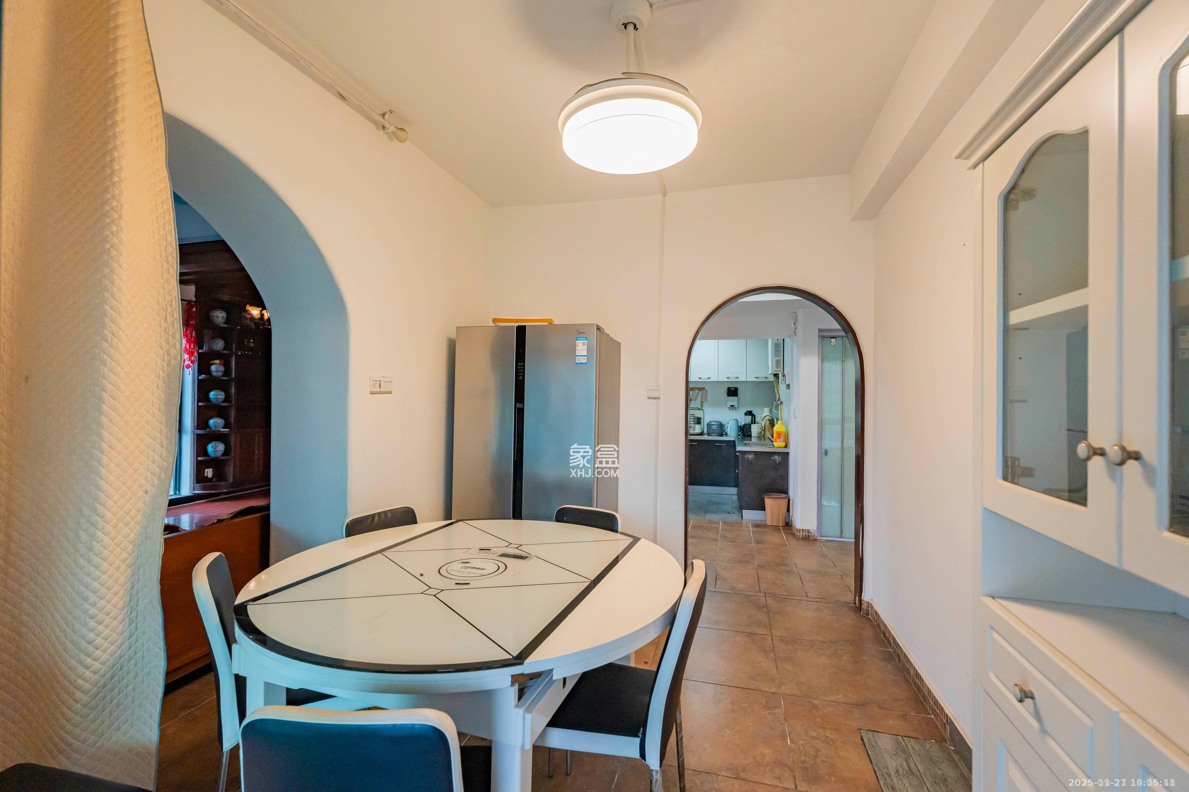 华盛新外滩 3室2厅2卫 4000.0元/月 华盛新外滩 3室2厅2卫 4000.0元/月室内图