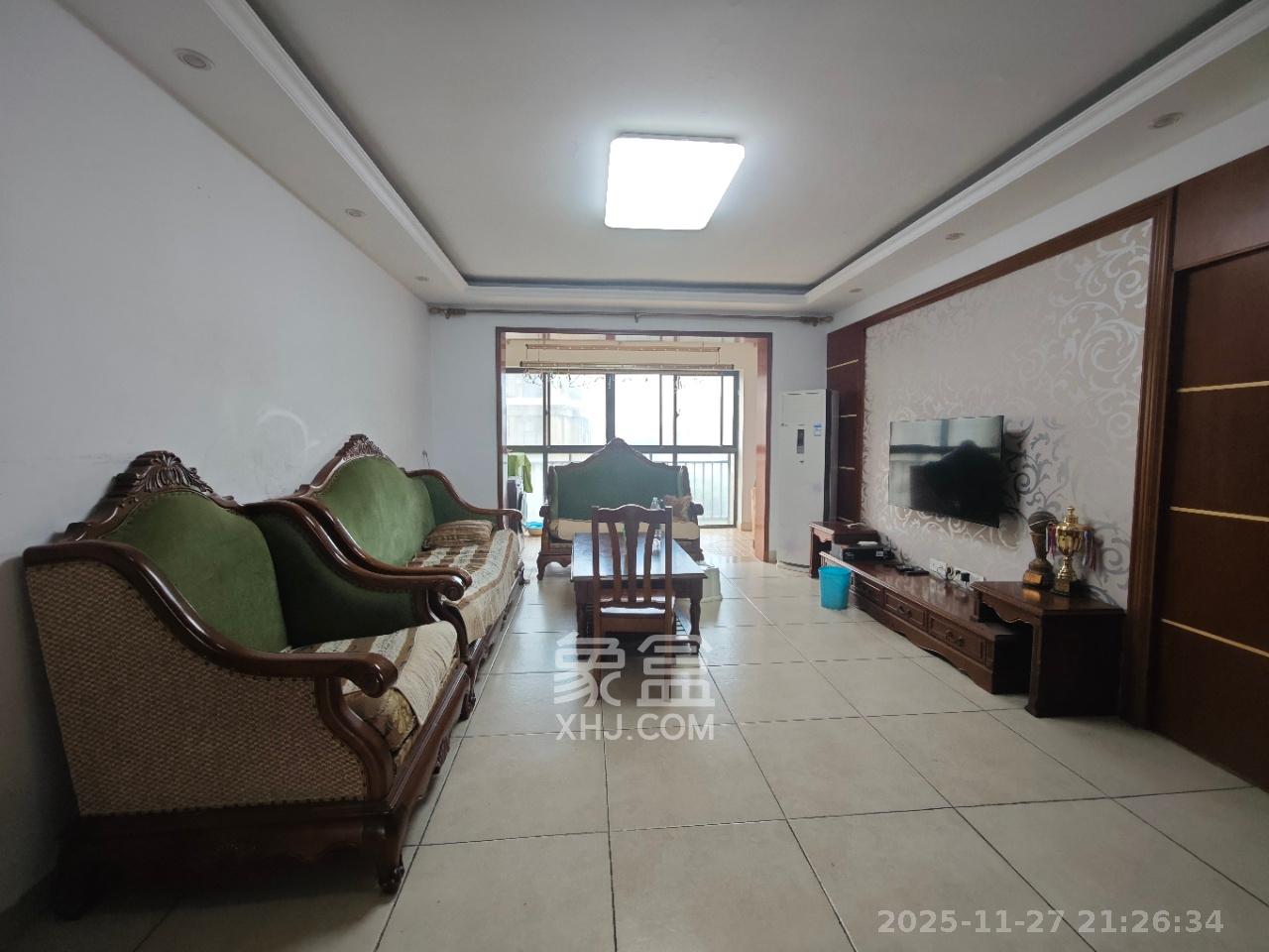 优山美地  1室2厅1卫    2500.0元/月