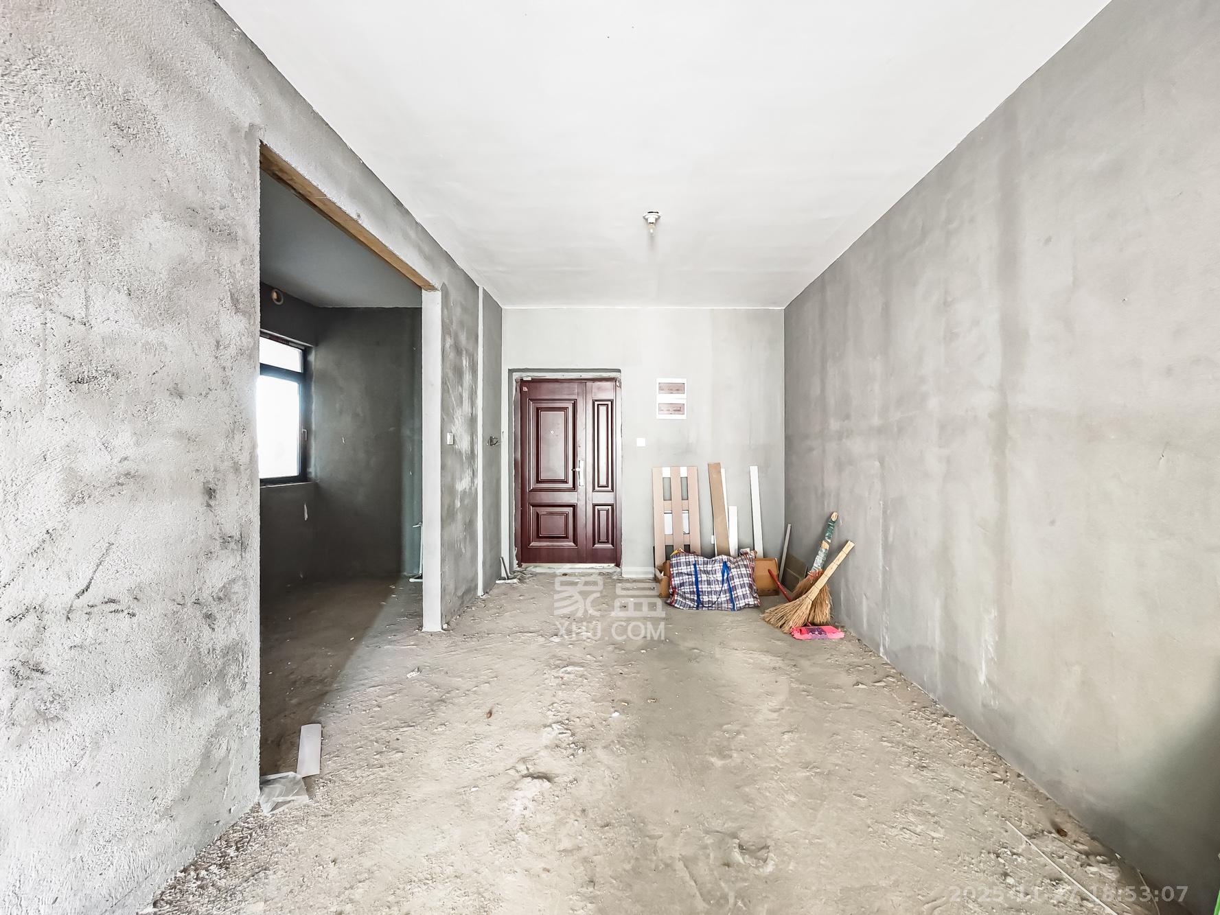 广泽上苑 3室2厅2卫 92.8万 广泽上苑 3室2厅2卫 92.8万客厅