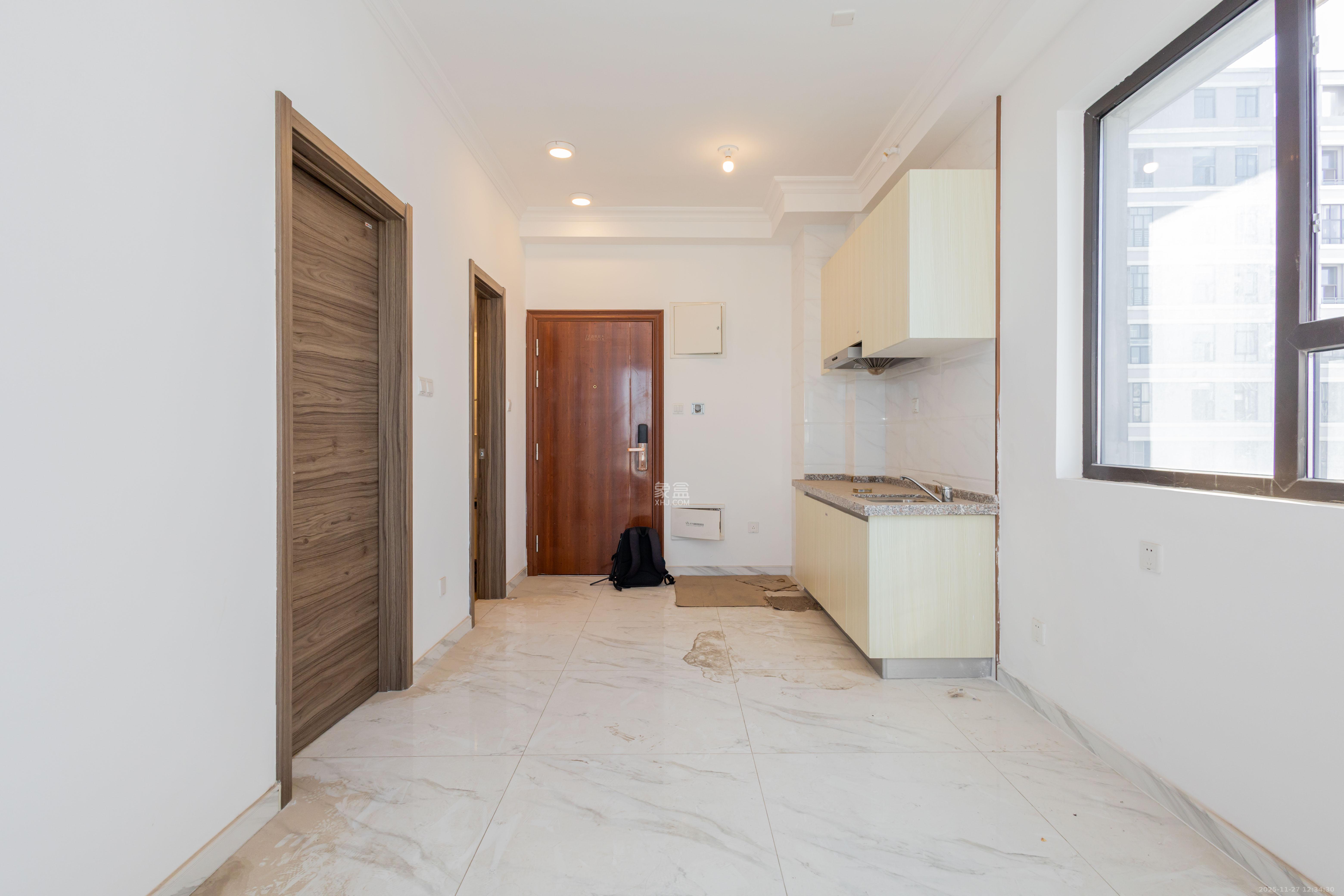 碧桂园星荟 1室1厅1卫 15.5万 碧桂园星荟 1室1厅1卫 15.5万客厅