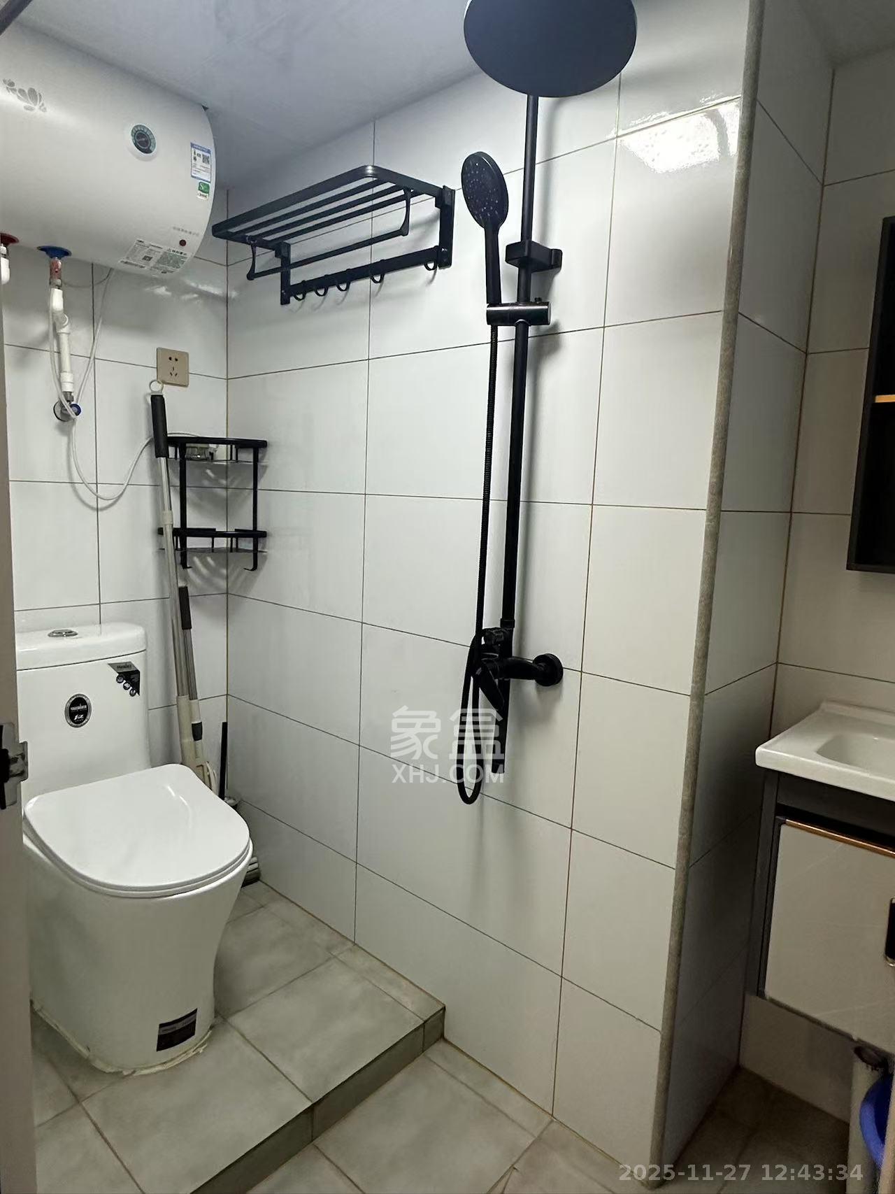 福晟翡翠湾 2室1厅1卫 1900.0元/月 福晟翡翠湾 2室1厅1卫 1900.0元/月室内图