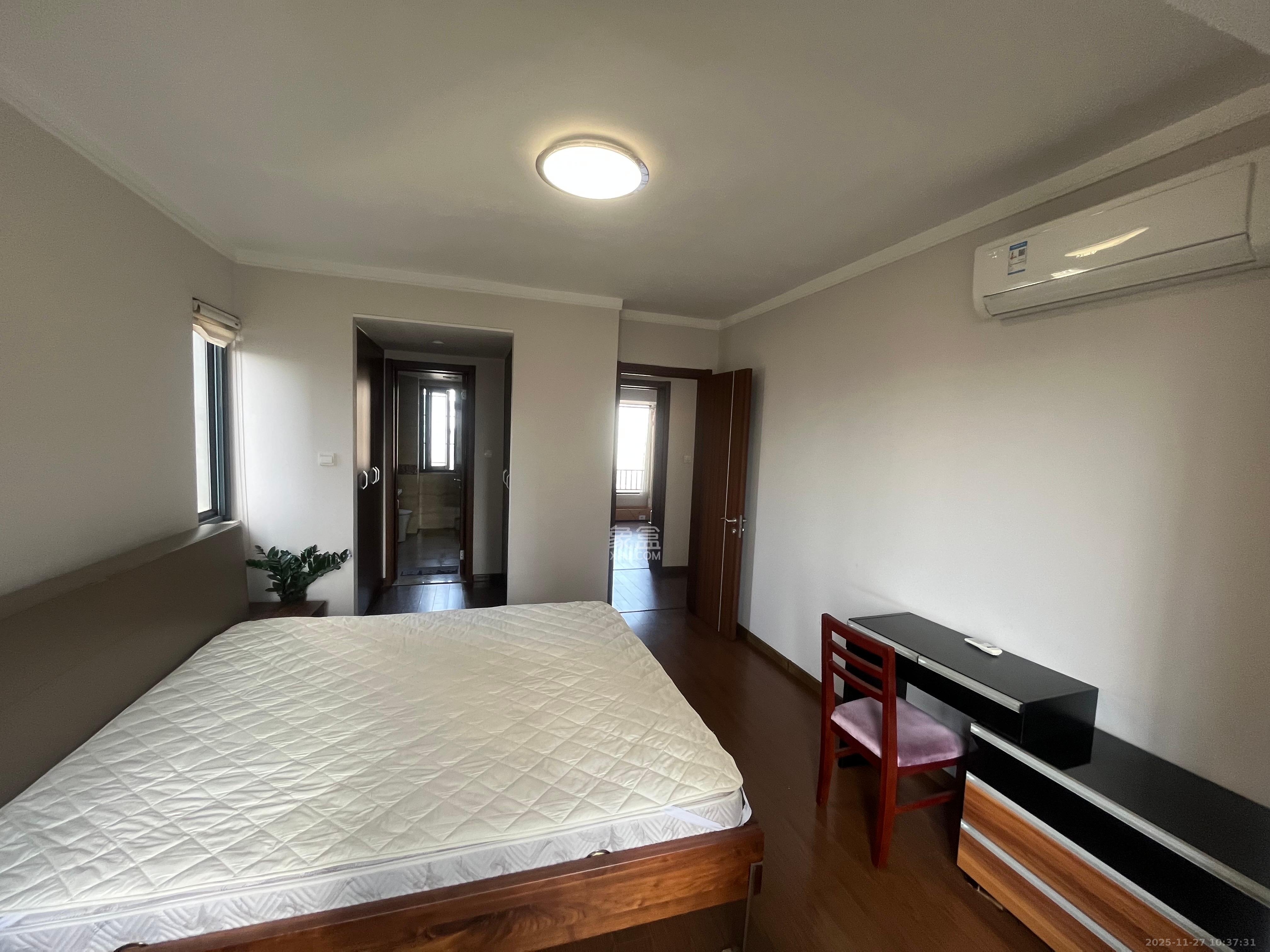 万科金域华府一期 3室2厅2卫 3000.0元/月 万科金域华府一期 3室2厅2卫 3000.0元/月室内图