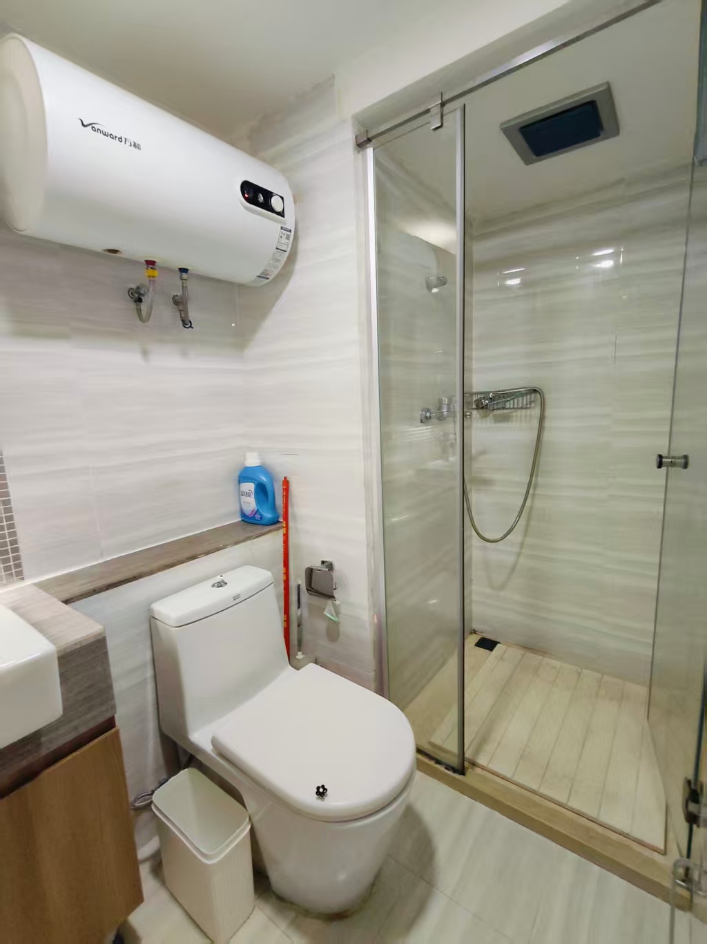 恒大海口文化旅游城 1室1厅1卫 1600.0元/月 恒大海口文化旅游城 1室1厅1卫 1600.0元/月室内图