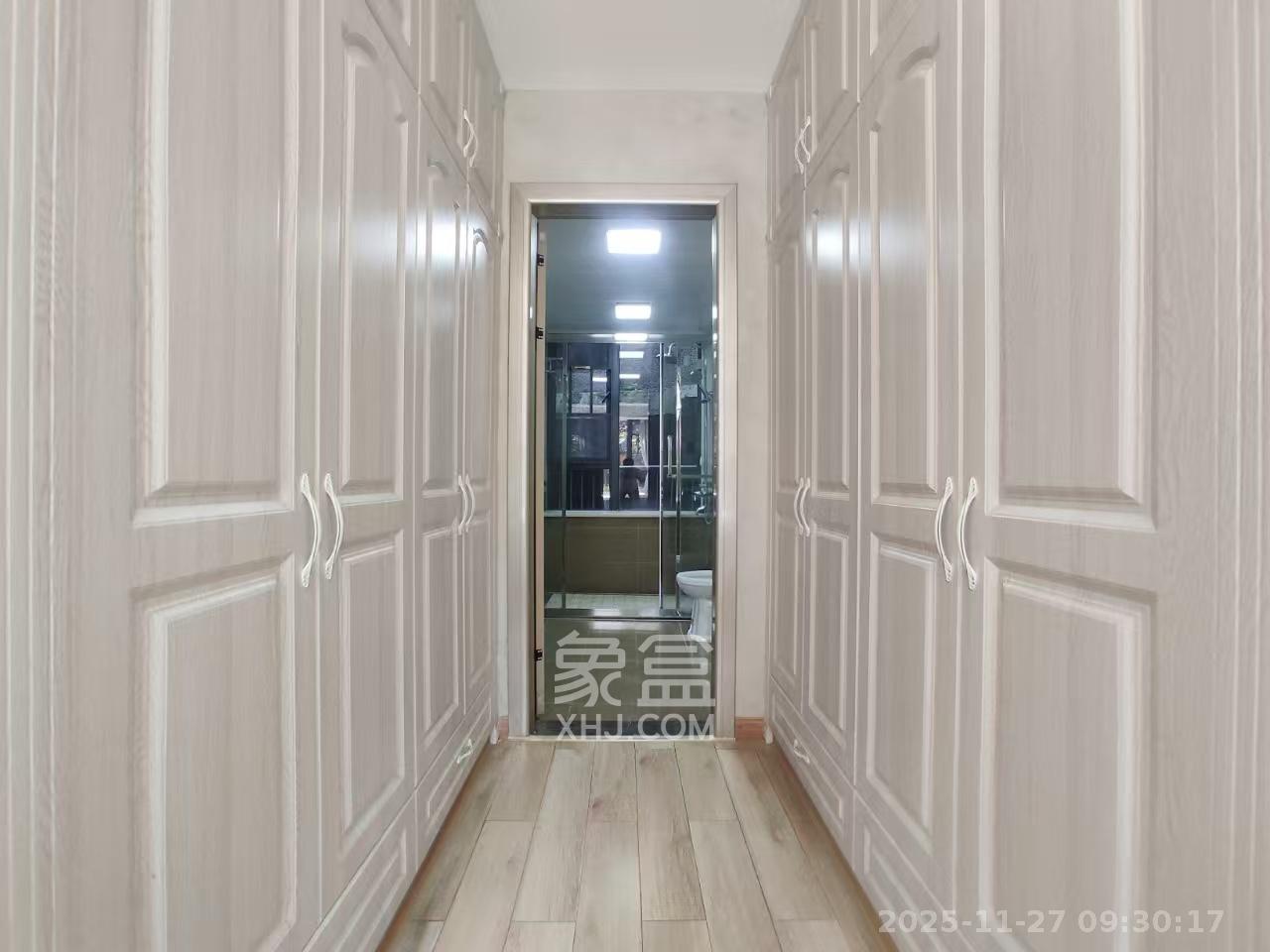 南山十里天池  4室2厅2卫    2200.0元/月室内图1