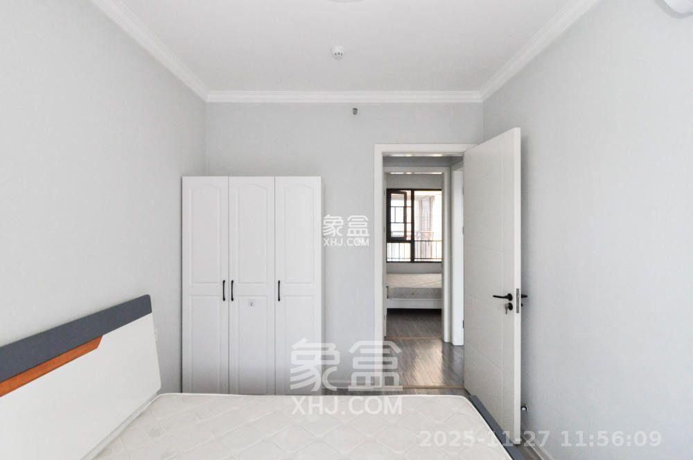 卓越浅水湾 3室2厅2卫 2700.0元/月 卓越浅水湾 3室2厅2卫 2700.0元/月室内图