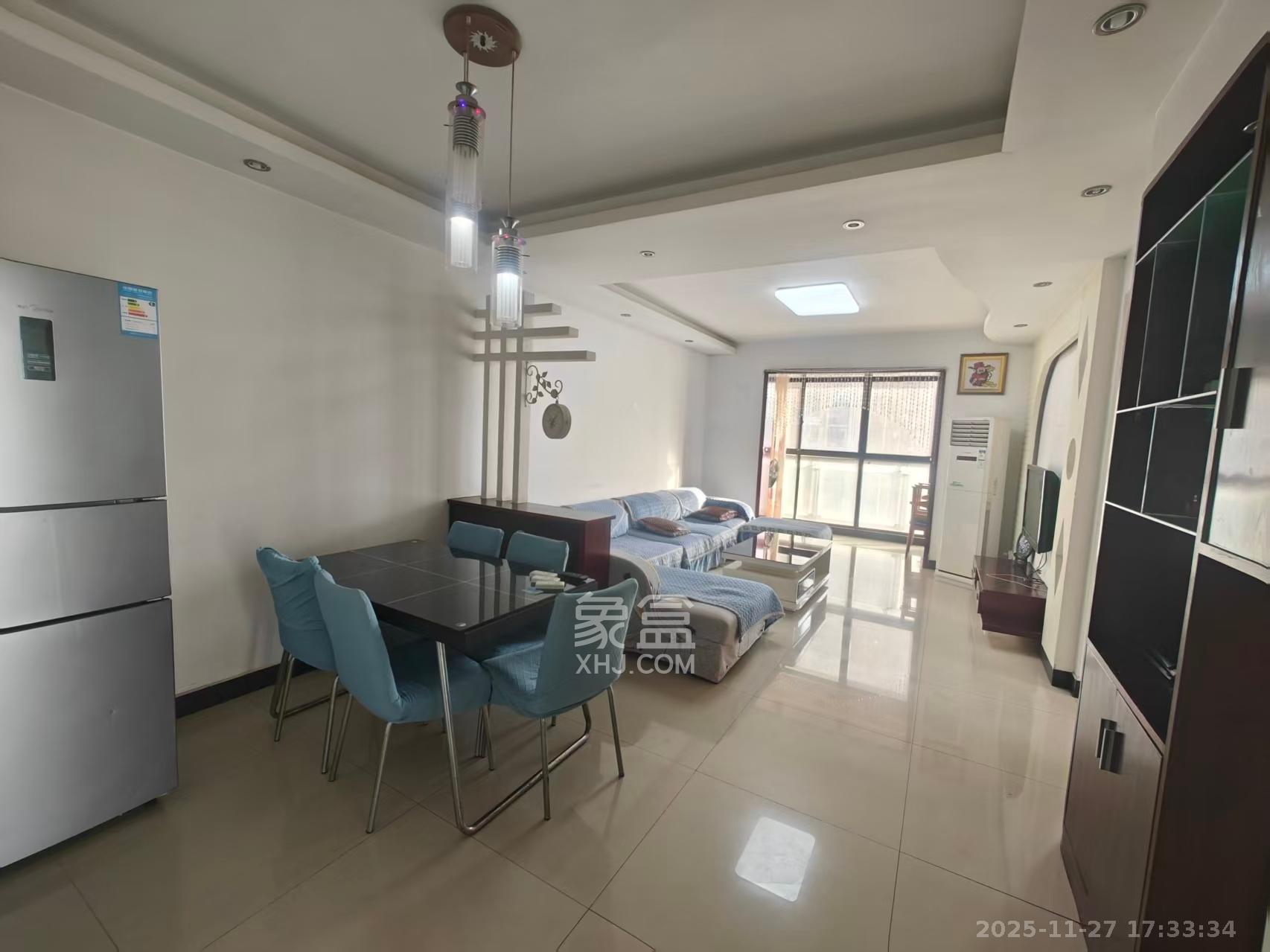 锦湘国际星城三期（锦绣苑）  2室2厅1卫    2400.0元/月室内图