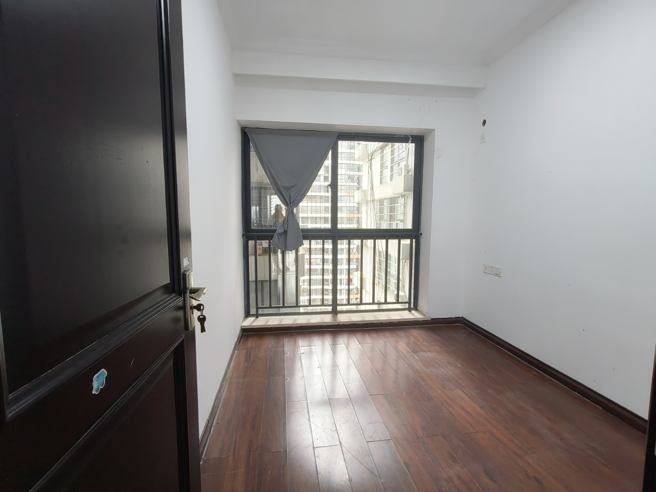 椰岛广场  2室2厅1卫    2700.0元/月室内图