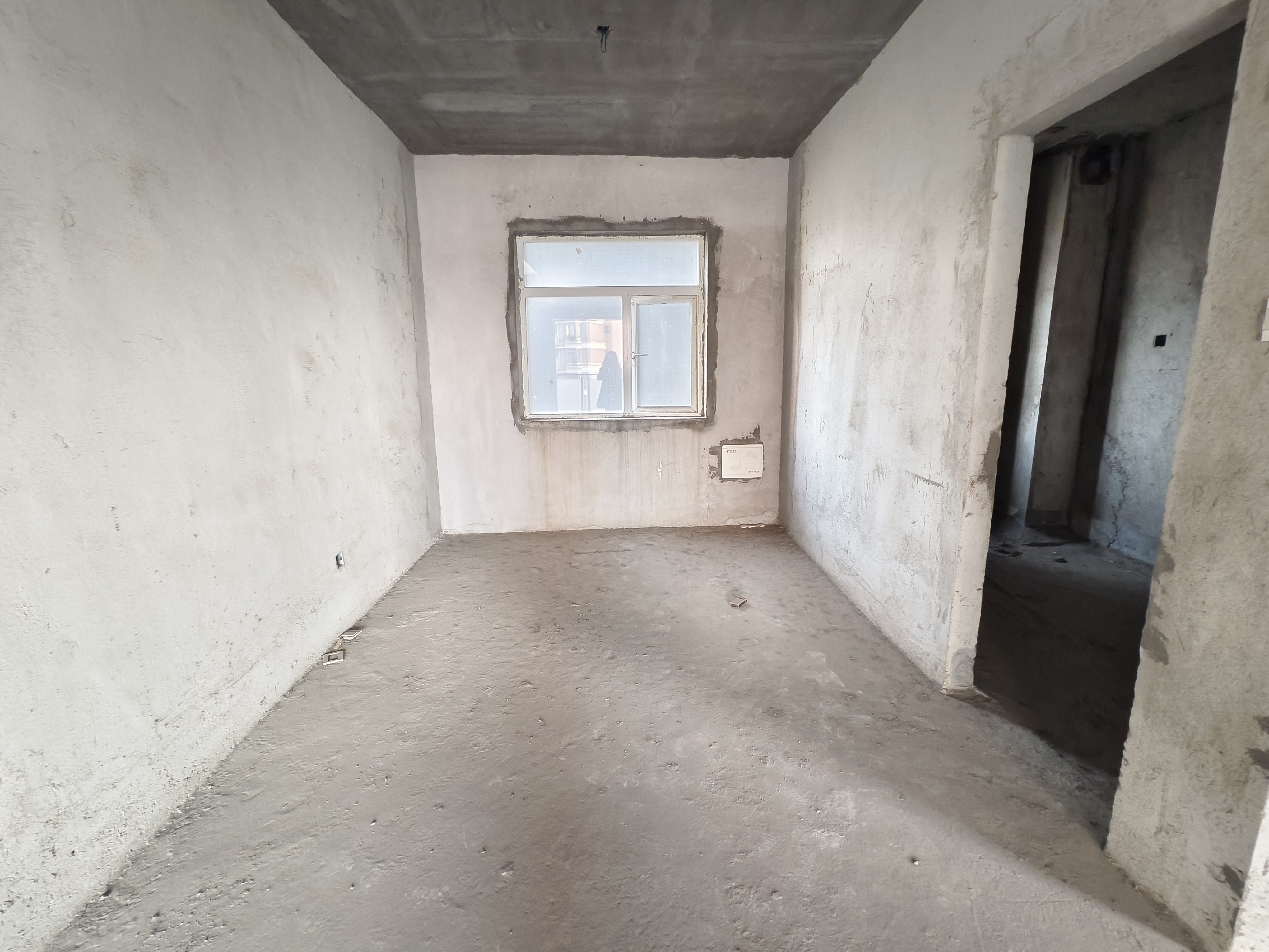 建设鑫苑 4室2厅2卫 76.8万 建设鑫苑 4室2厅2卫 76.8万客厅