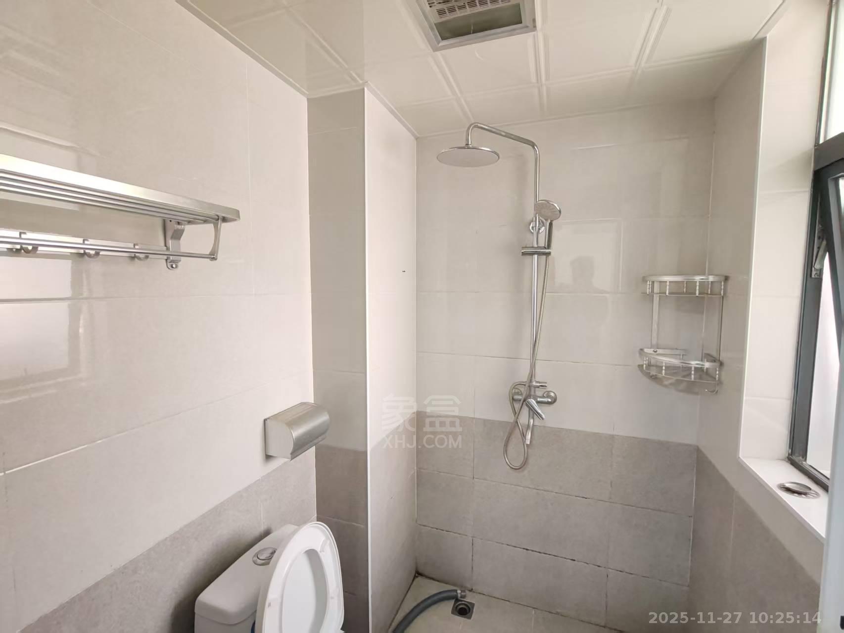 都市兰亭 2室2厅1卫 1400.0元/月 都市兰亭 2室2厅1卫 1400.0元/月室内图