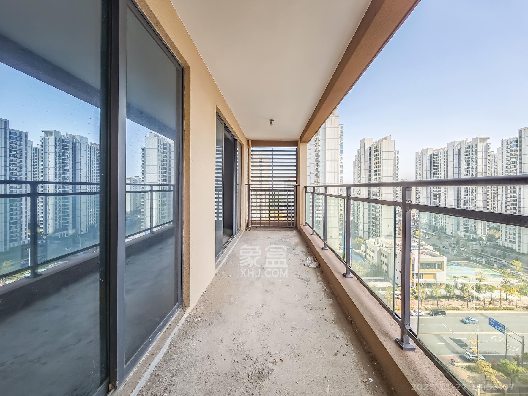 广泽上苑 3室2厅2卫 92.8万 广泽上苑 3室2厅2卫 92.8万阳台