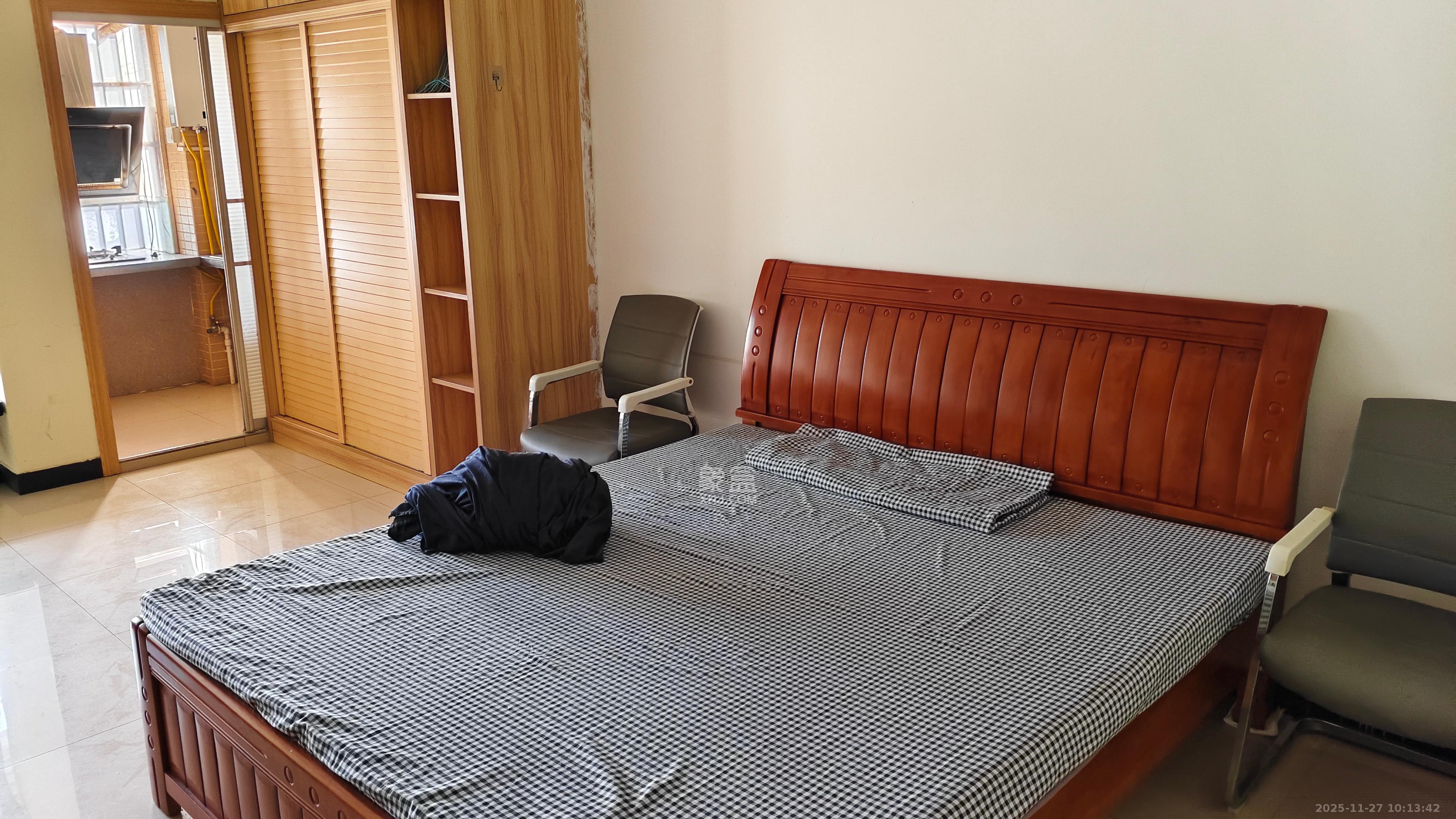 圭塘三小区 1室1厅1卫 1500.0元/月 圭塘三小区 1室1厅1卫 1500.0元/月室内图